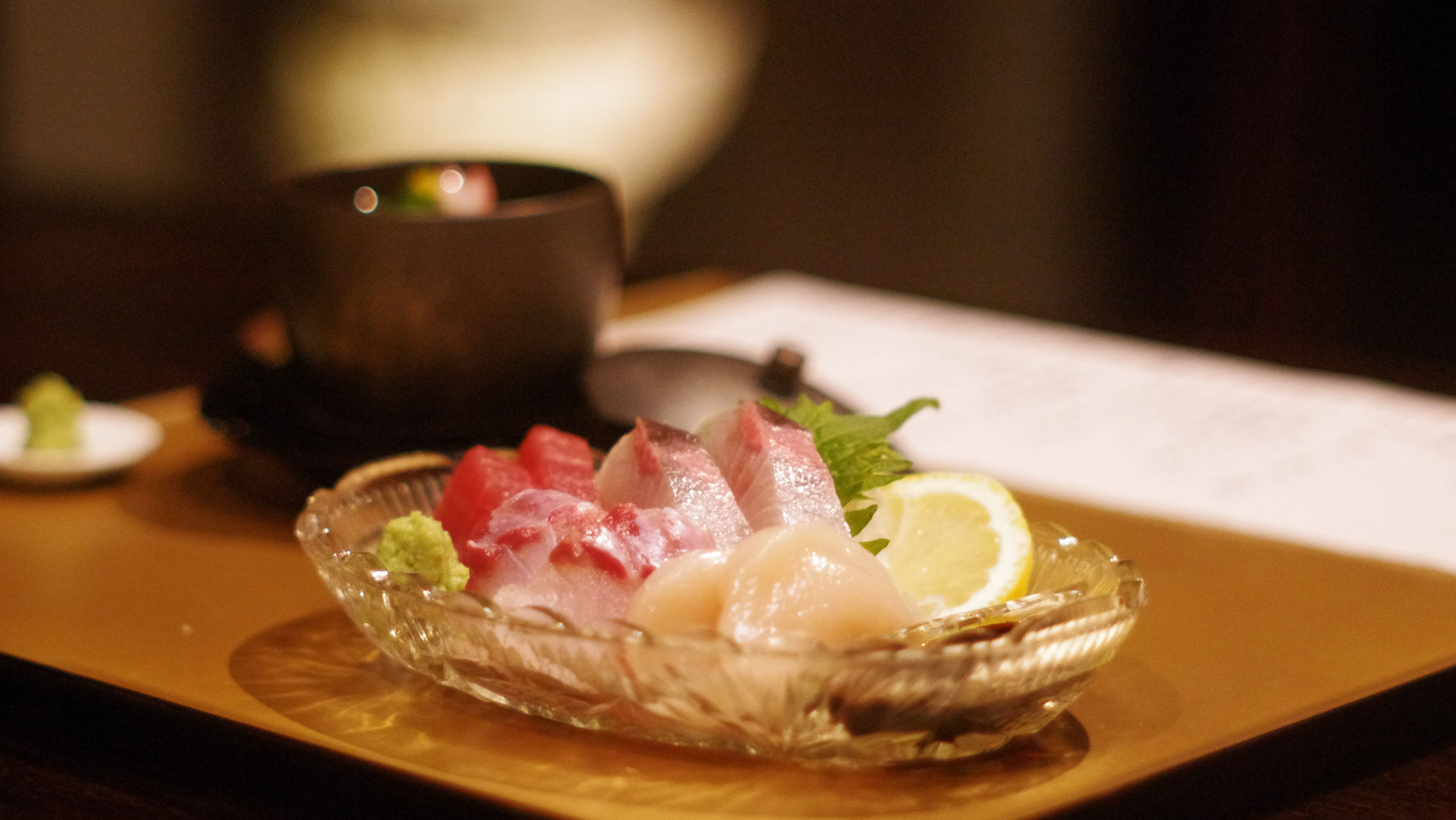 ～1月のある日の造り～鮪、勘八、帆立、真鯛を。