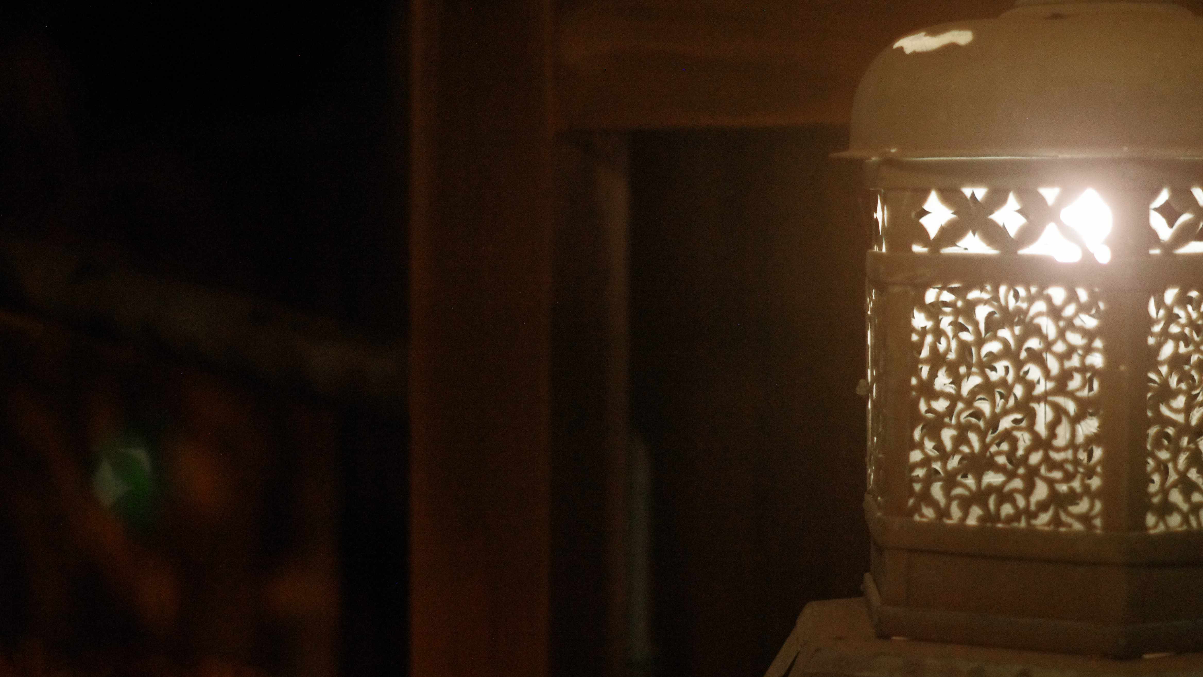 ～リビングエリアの軒行燈～