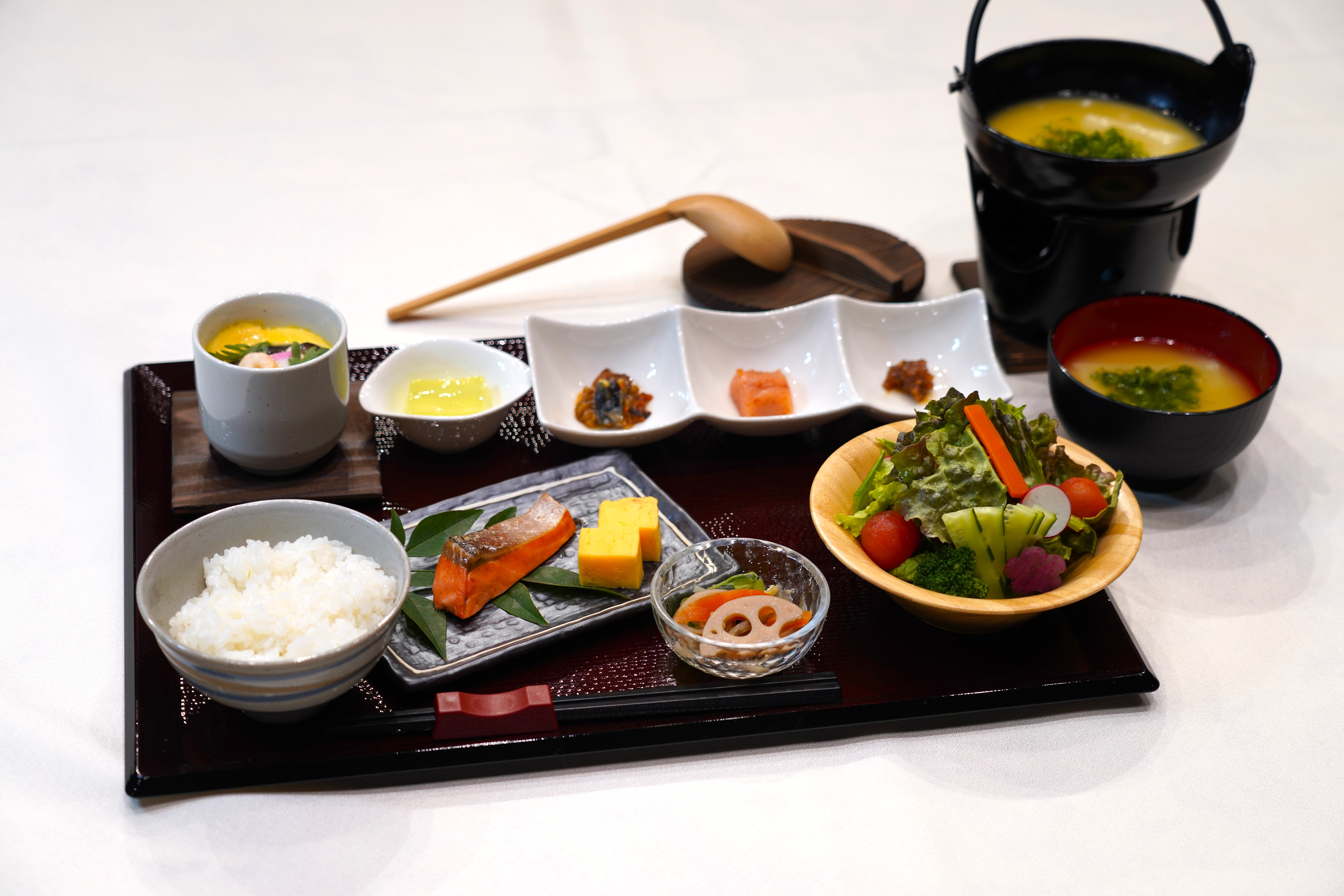 【朝御膳】ゆふいん山椒郎 新江憲一監修