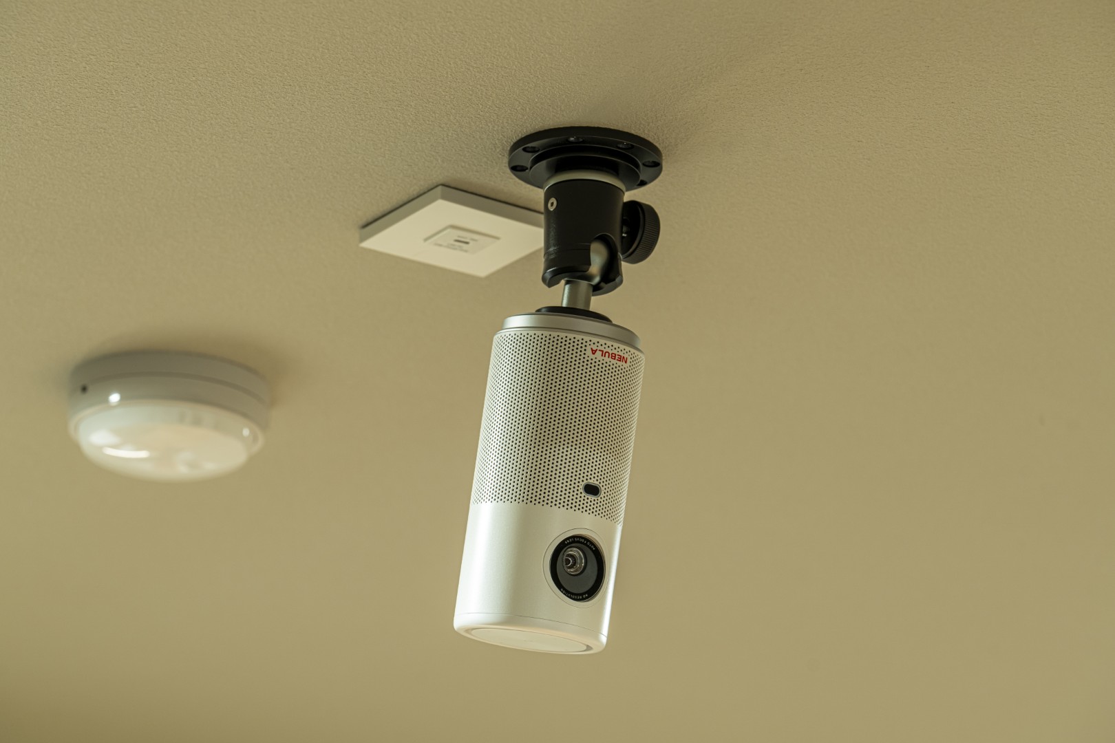 プロジェクター