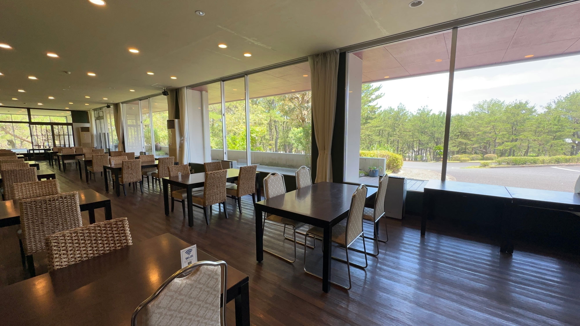 ＜ 定番２食付 ＞地元食材に舌鼓！地産地消に拘った、季節の会席料理