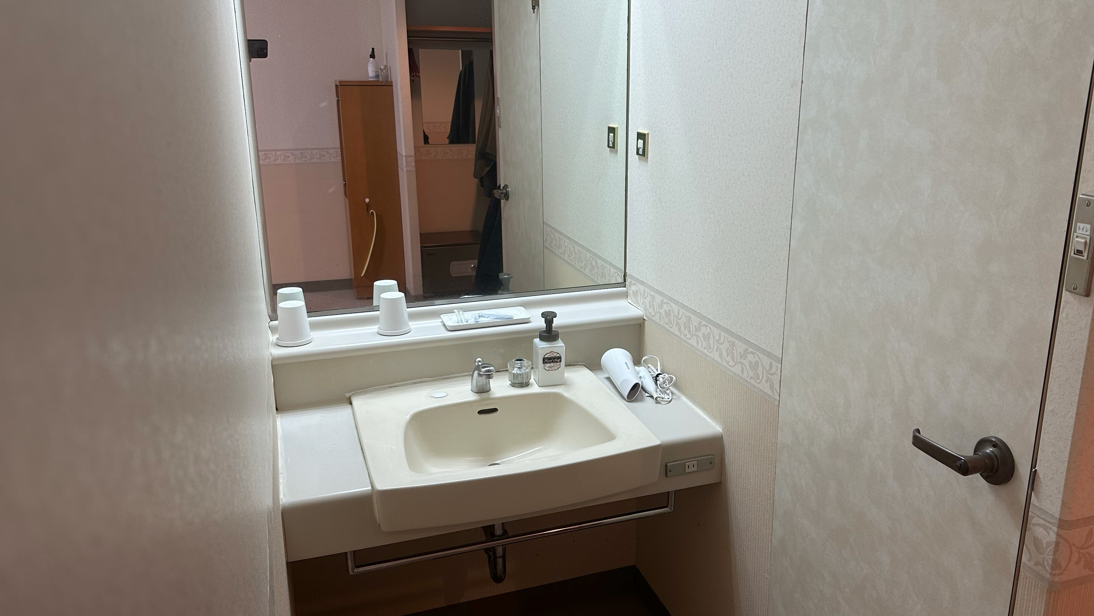 ツイン：客室一例