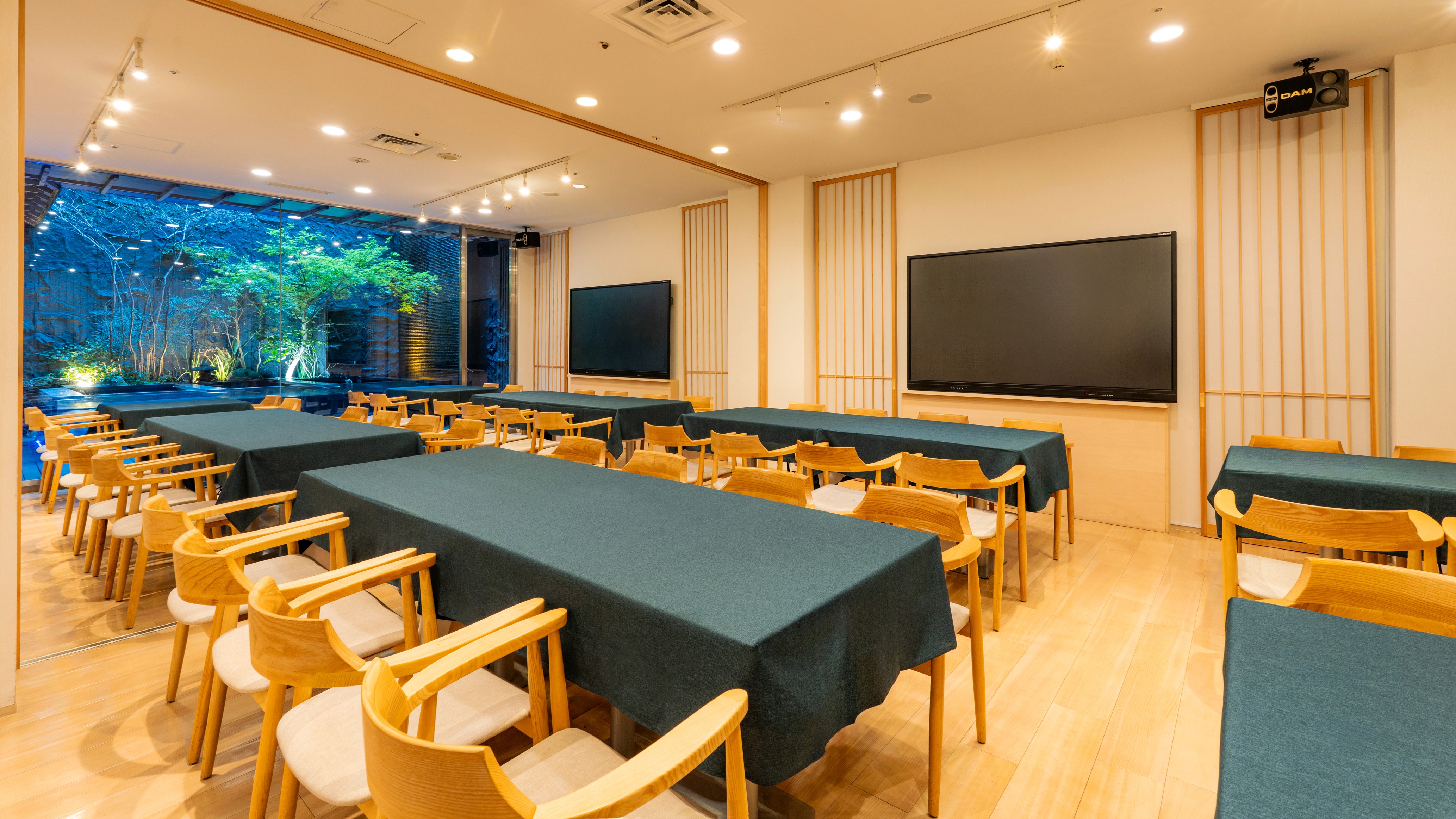 朝食会場&ldquo;錦鯉&rdquo;店内