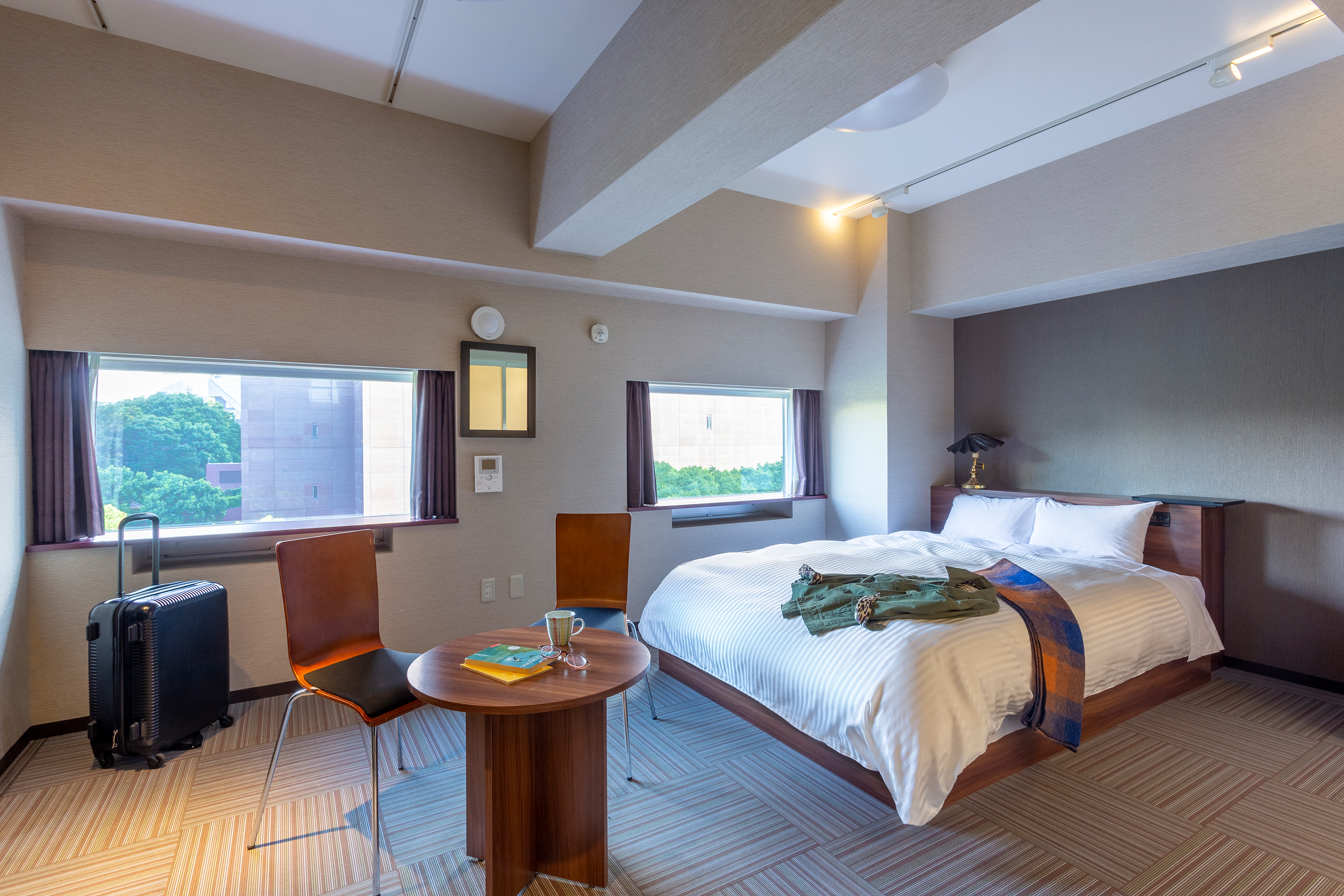 ユニバーサルダブル