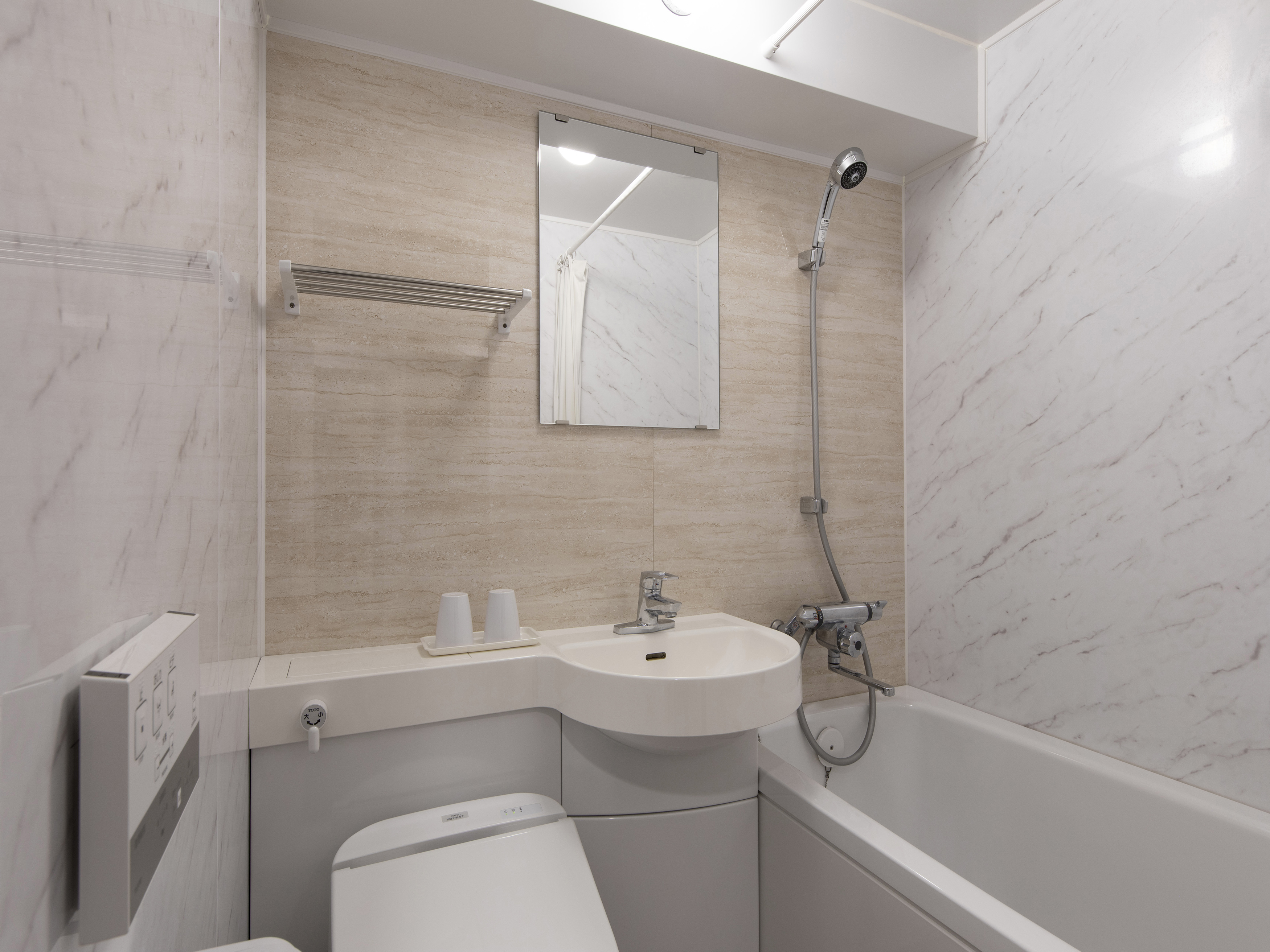 スタンダードダブル　ユニットバス