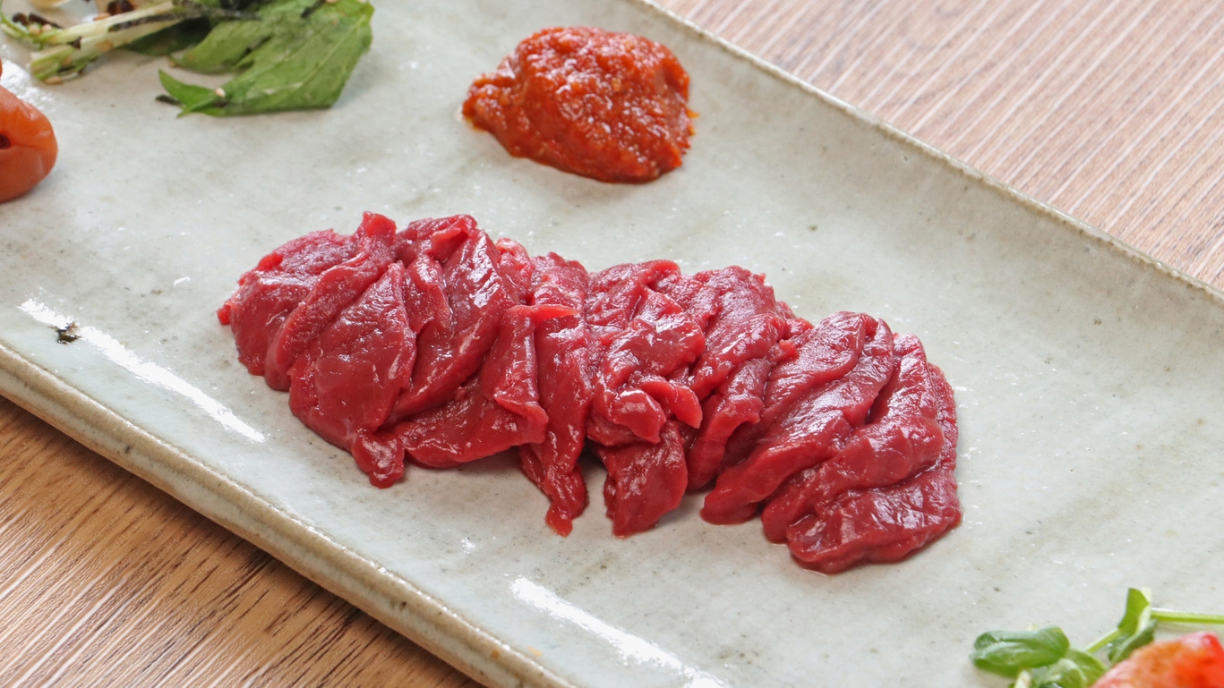 【夕食付／部屋食】朝は自由に♪愛犬と過ごす馬刺し定食プラン
