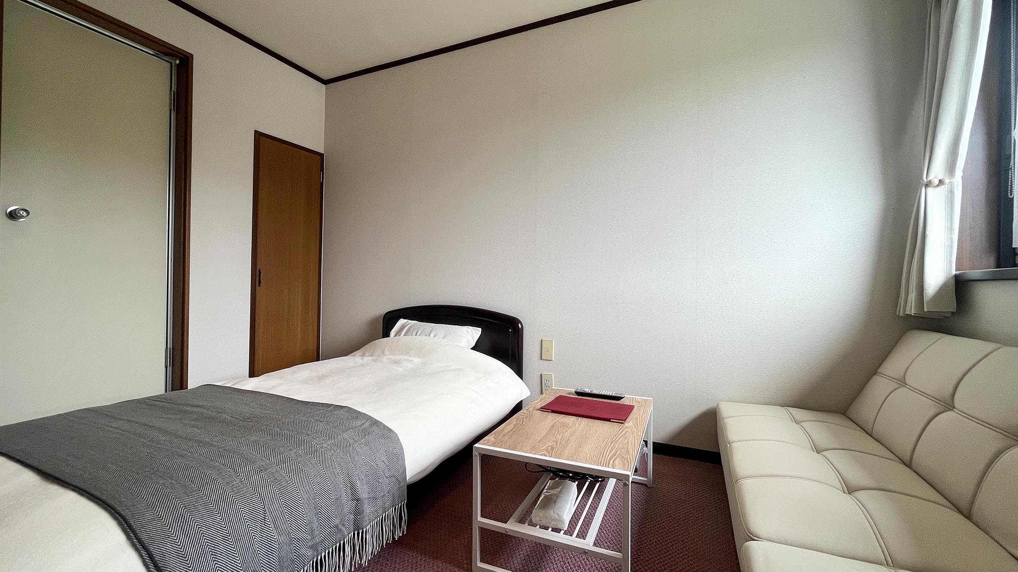 #ツイン　バス・トイレ付きの快適なツインルーム。