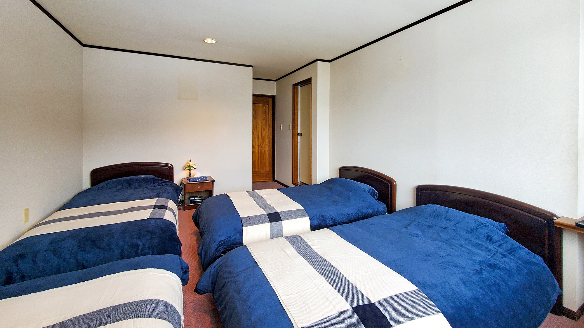 #フォースルーム