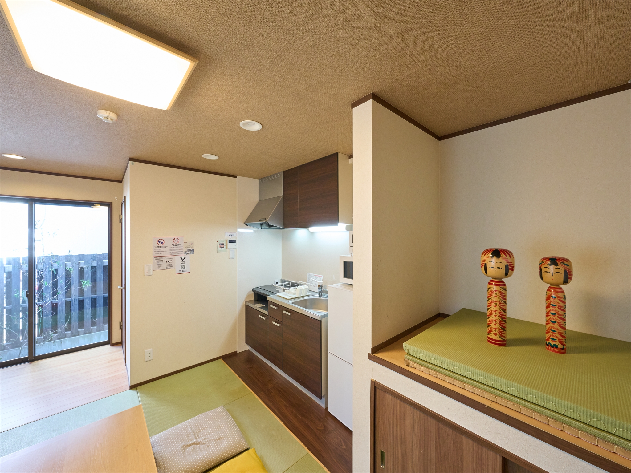 1階：リビングルーム