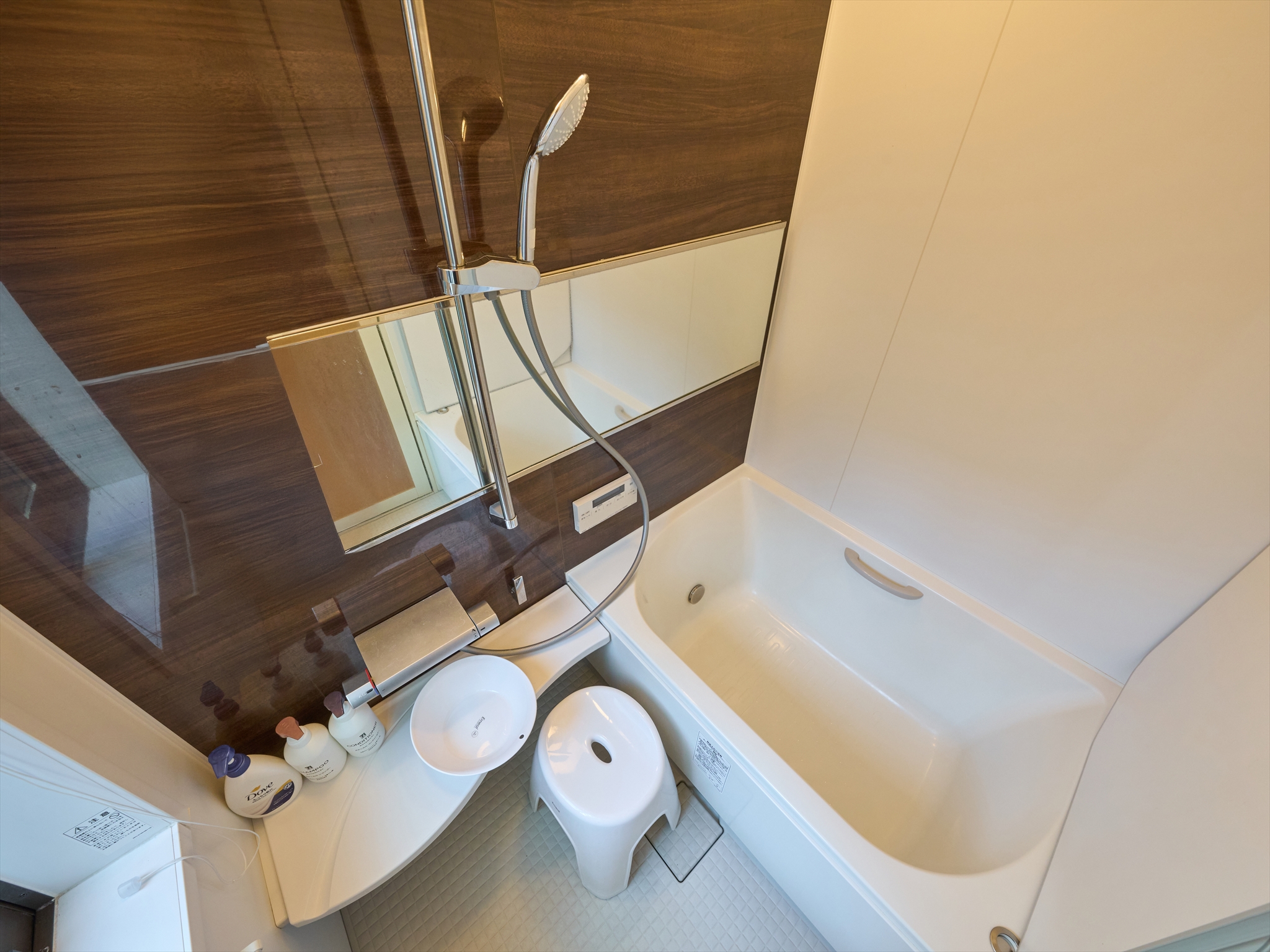 1階：バスルーム