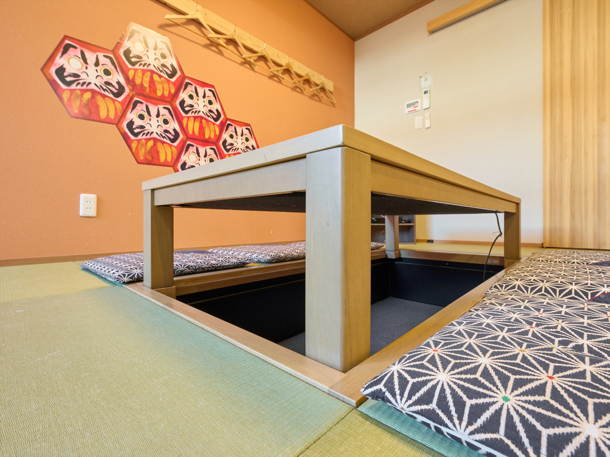 1階：リビングルーム