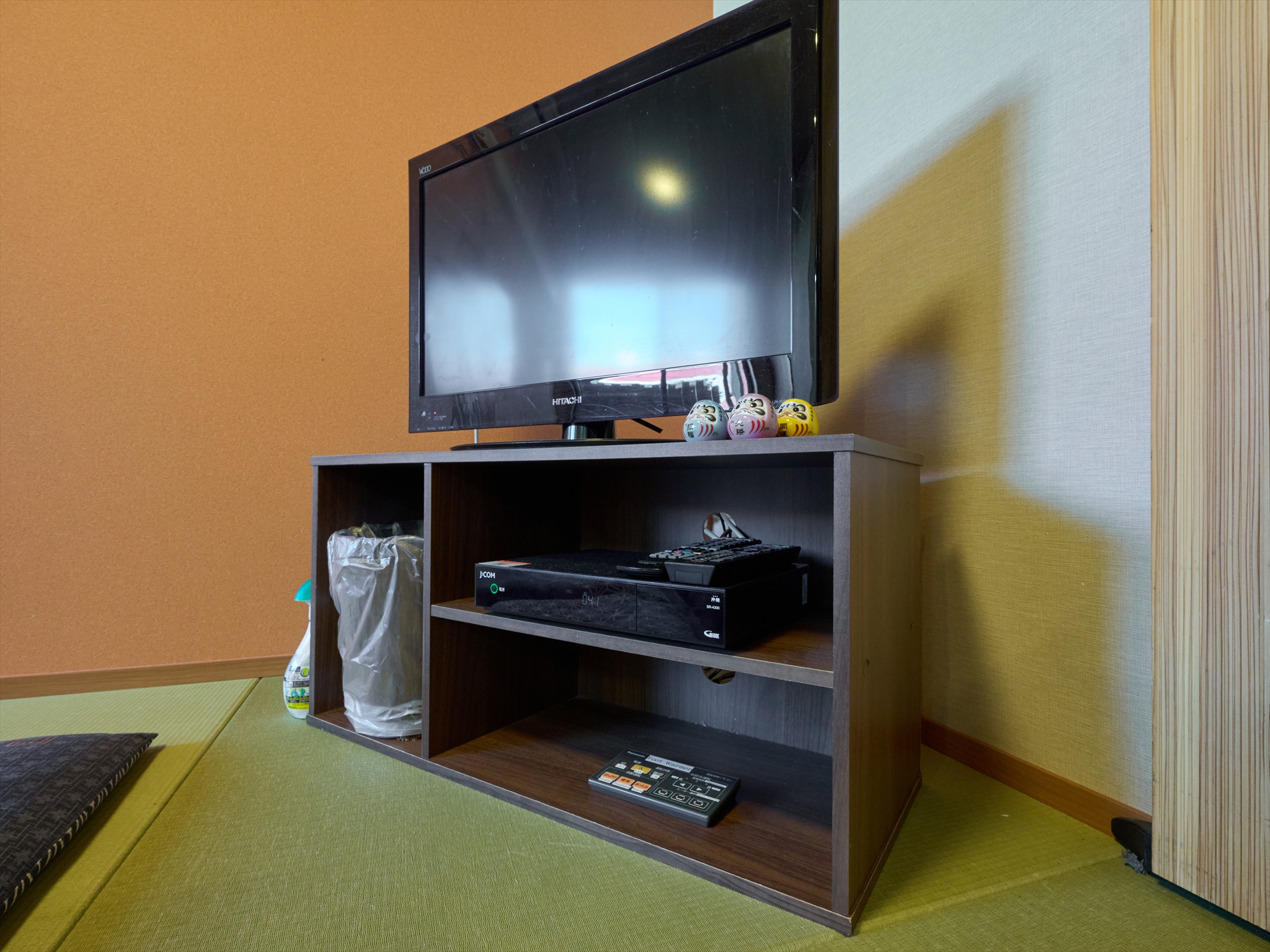 1階：リビングルーム