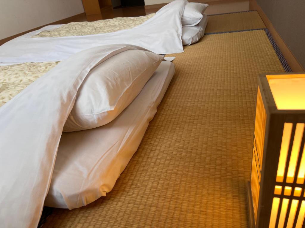 畳に布団の和室でのんびり。