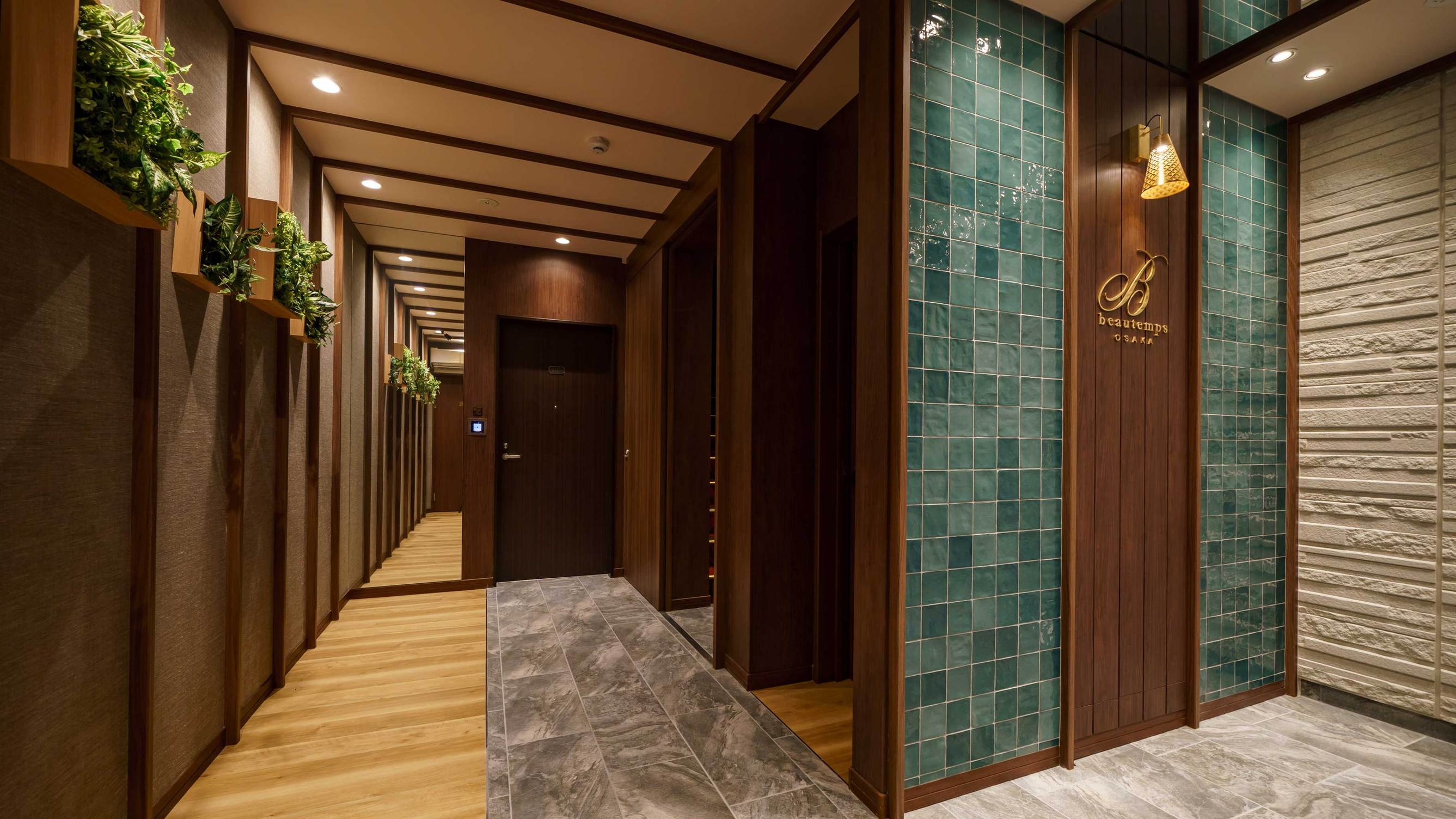 【スタンダードプラン】機能的でシンプルにまとめられた客室でワンランク上のホテルステイ♪