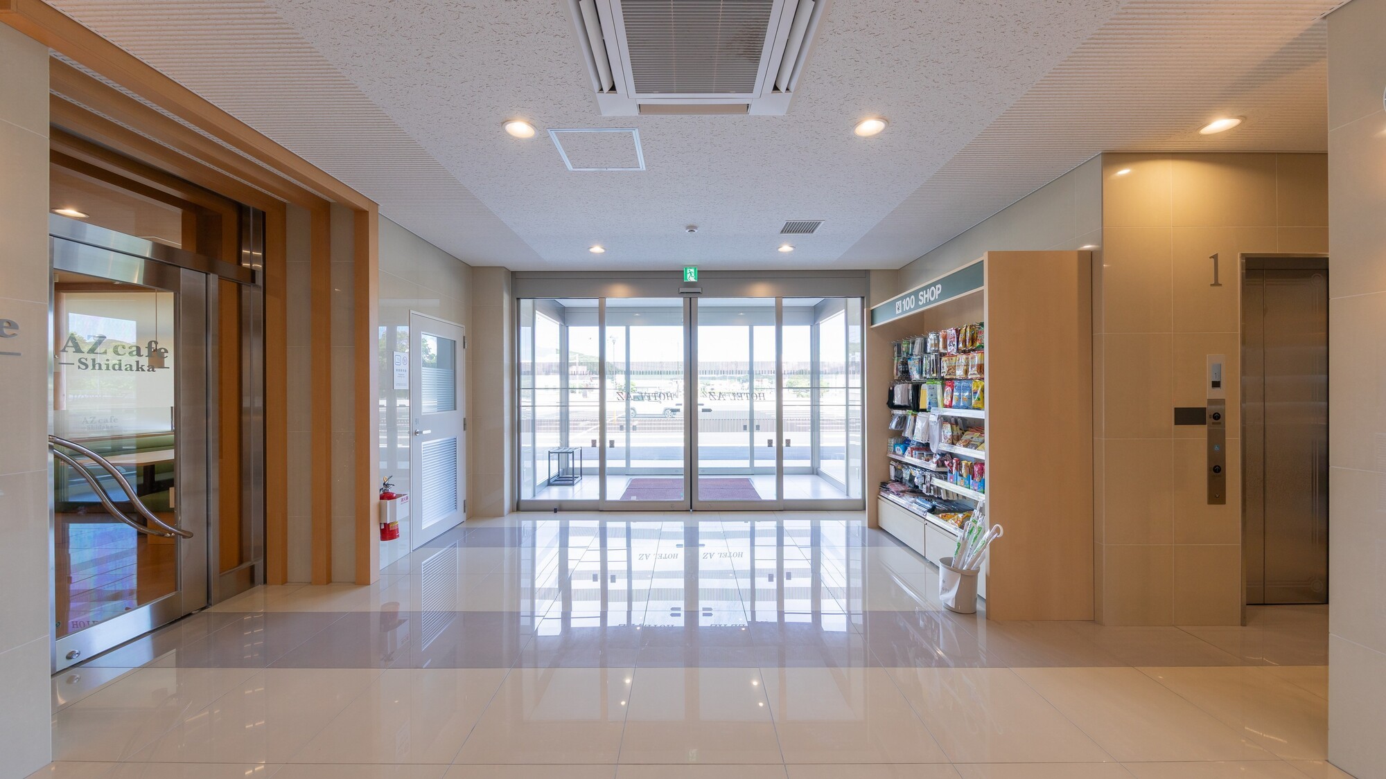 フロント・ロビー