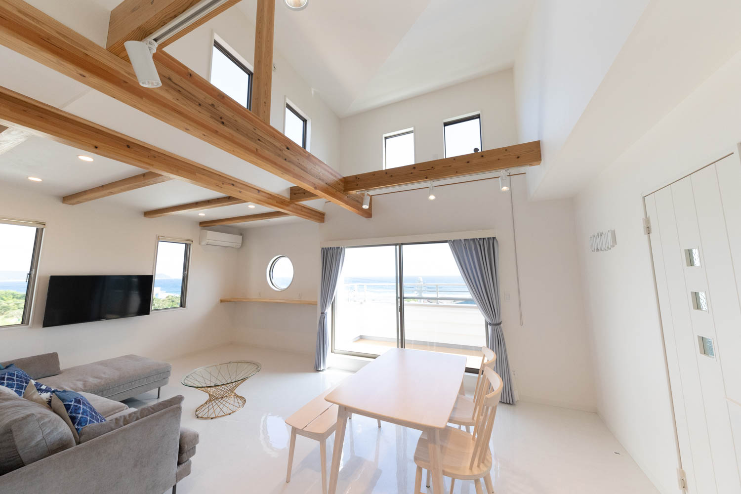 リビング・ダイニング