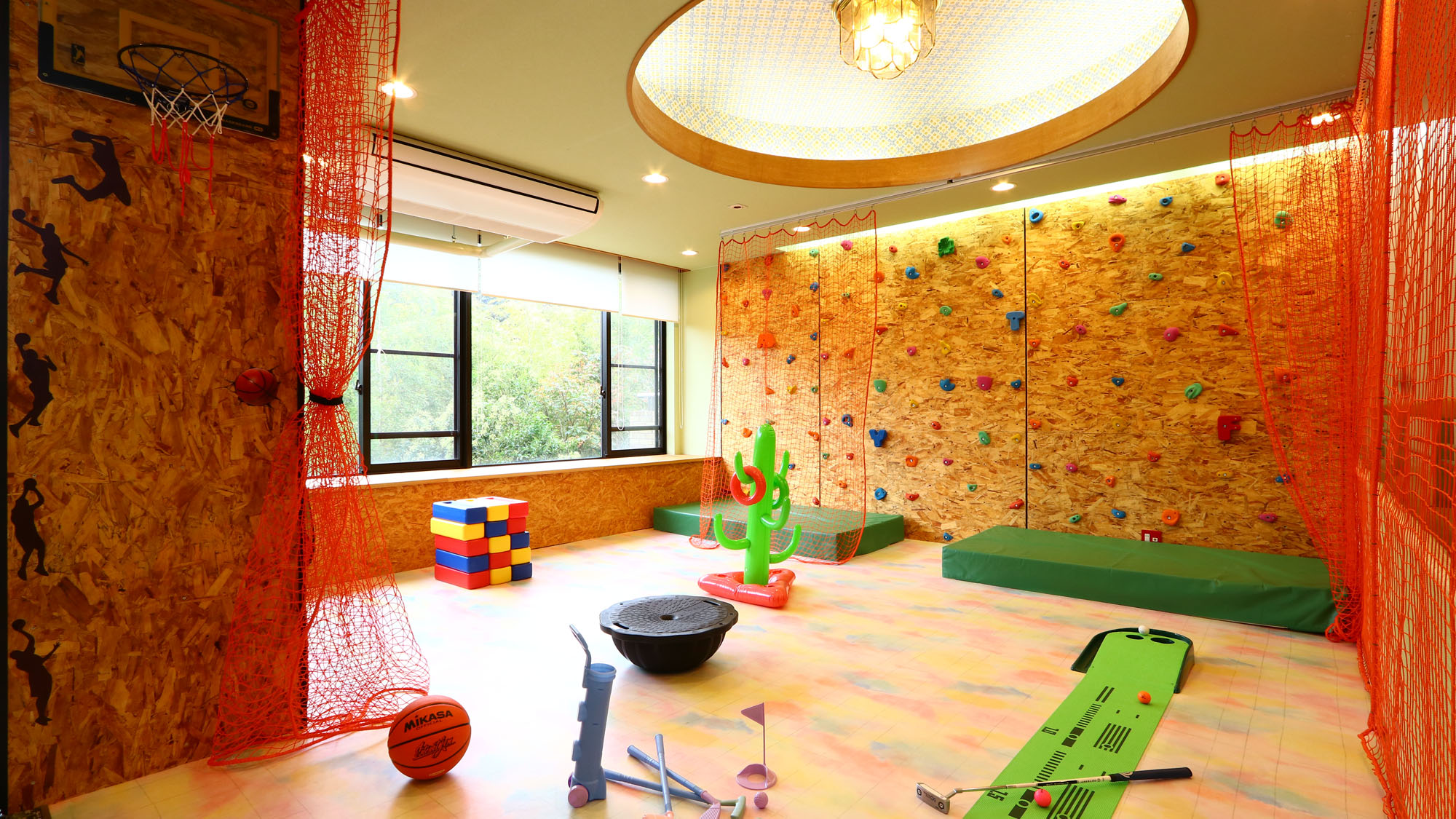 施設_2Fプレイスペース*