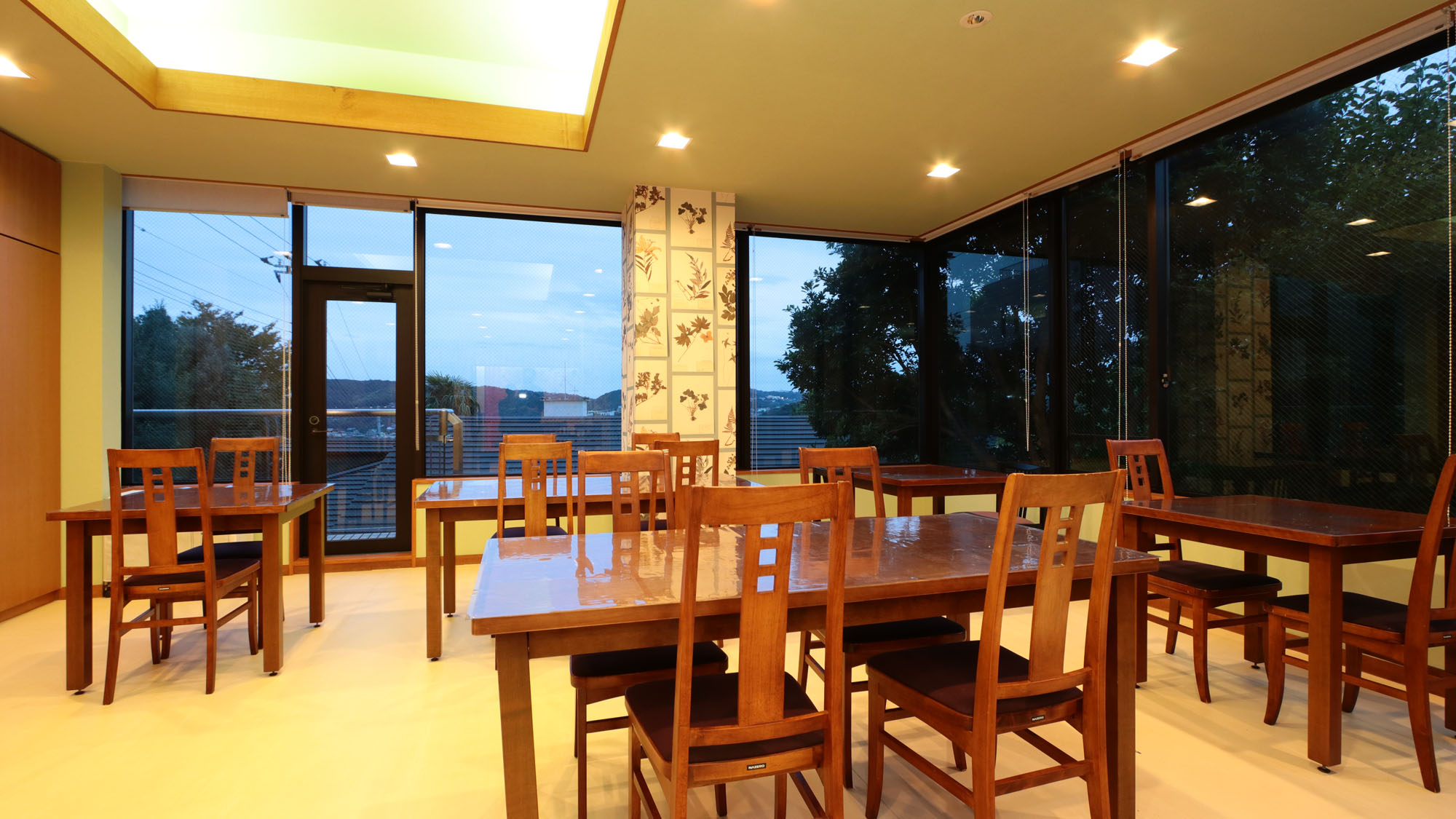 施設_1F_ダイニング*