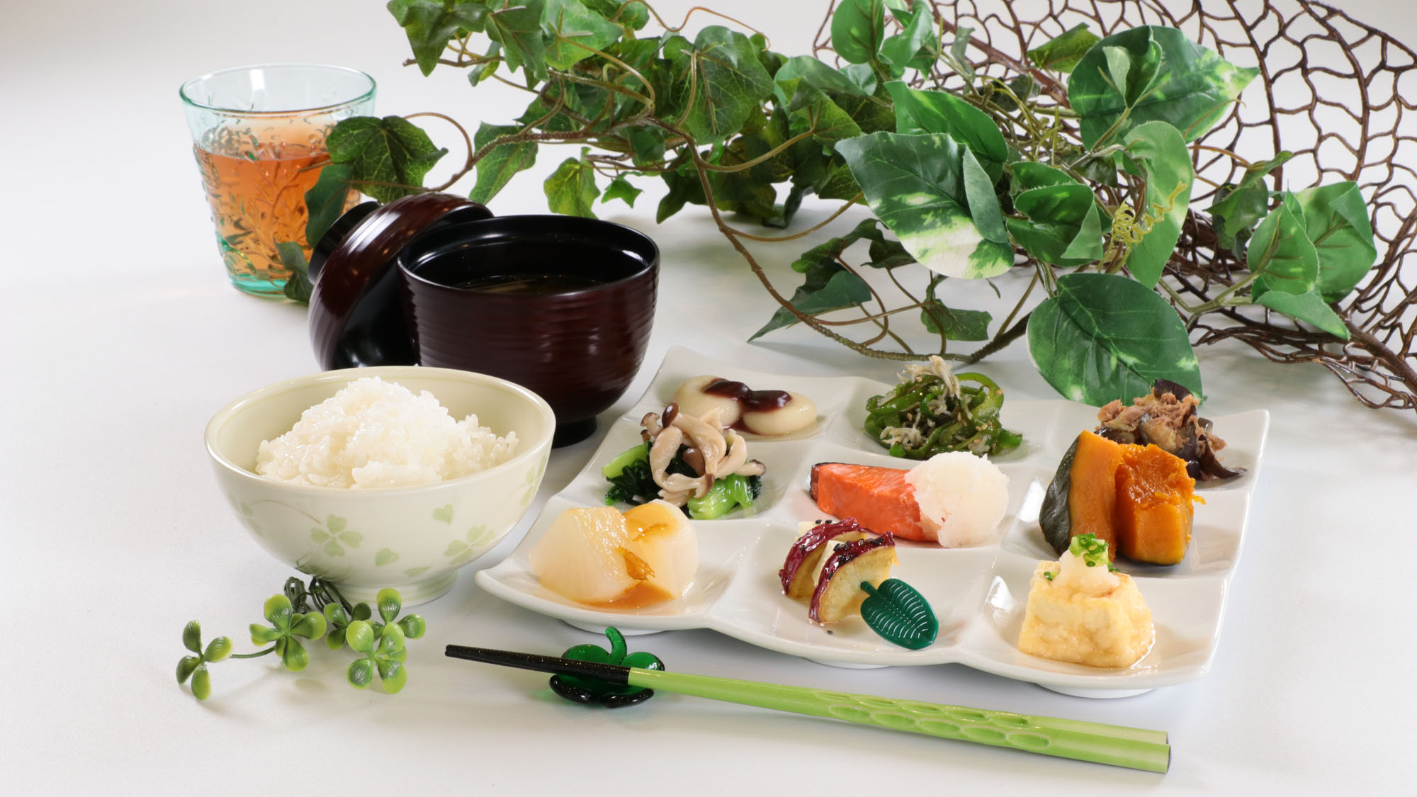 料理_朝食_おかずがいっぱい健康朝食*