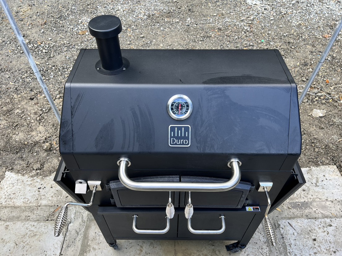A棟平屋一棟貸切・炭BBQ焚き火IHキッチン完備！大多喜の湖畔ヴィラ隠れ家グループステイ最大6名