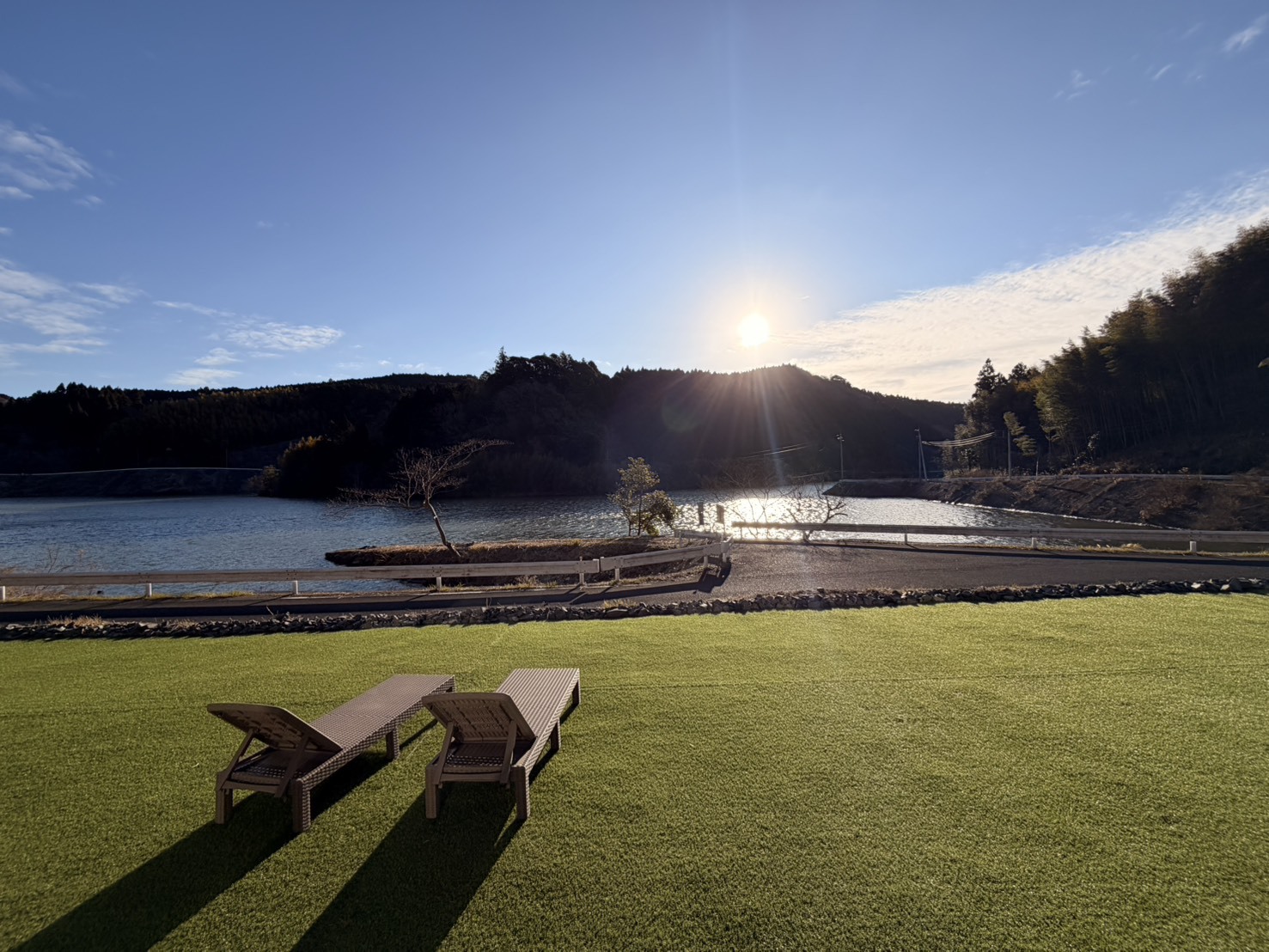 B棟平屋一棟貸切ガスBBQ・焚き火・IHキッチン完備！大多喜の湖畔ヴィラ隠れ家グループステイ最大6名