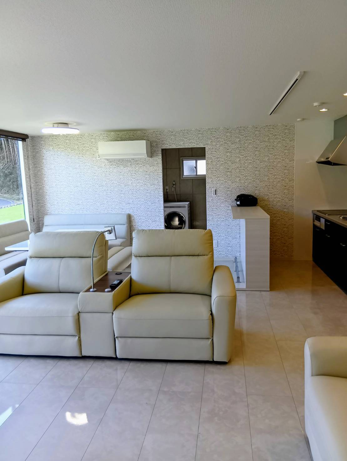 B棟平屋一棟貸切ガスBBQ・焚き火・IHキッチン完備！大多喜の湖畔ヴィラ隠れ家グループステイ最大6名