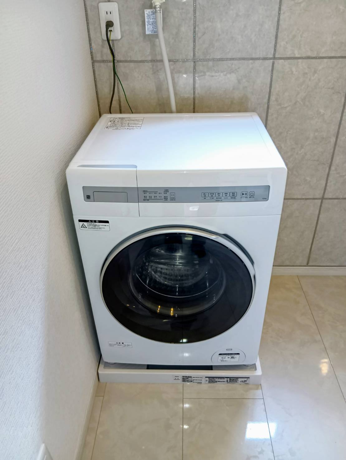 B棟平屋一棟貸切ガスBBQ・焚き火・IHキッチン完備！大多喜の湖畔ヴィラ隠れ家グループステイ最大6名