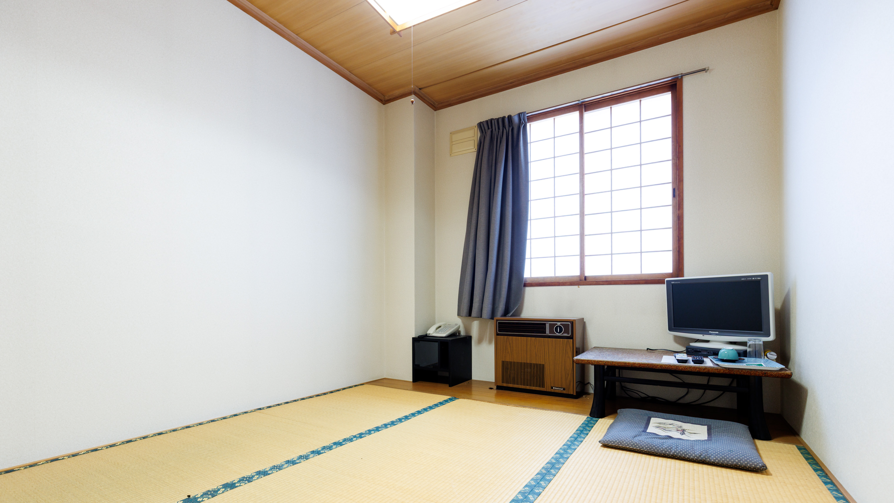 【禁煙】2名和室（バス・トイレ共用）