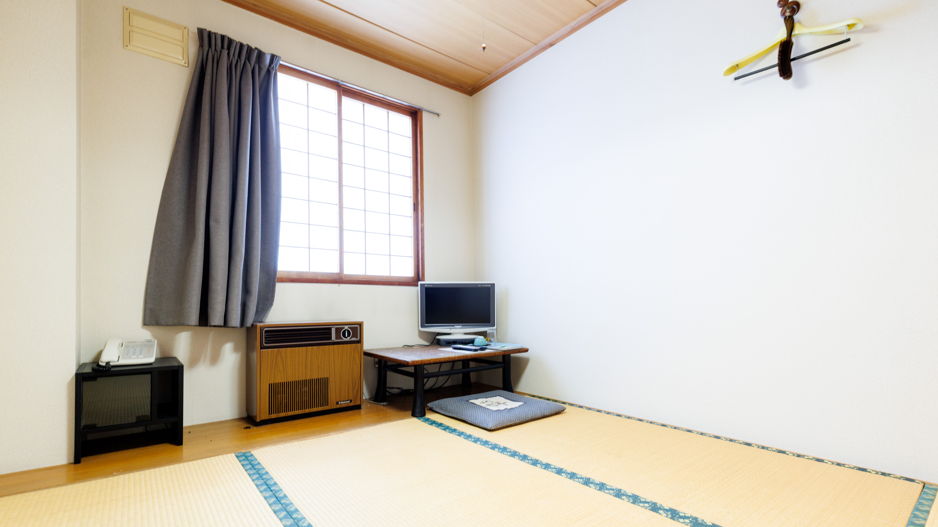 【禁煙】2名和室（バス・トイレ共用）