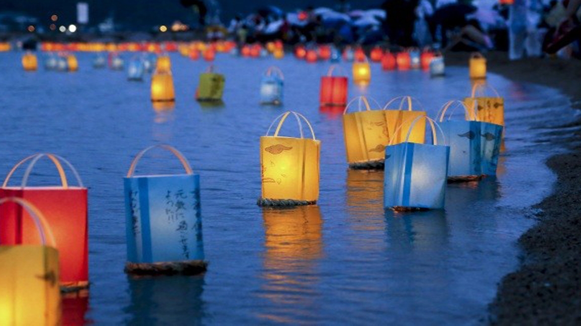 【花火鑑賞お弁当付】灯篭流しと大花火“体感”鑑賞｜オーシャンビュー確約｜専用駐車場確約＜1泊2食＞
