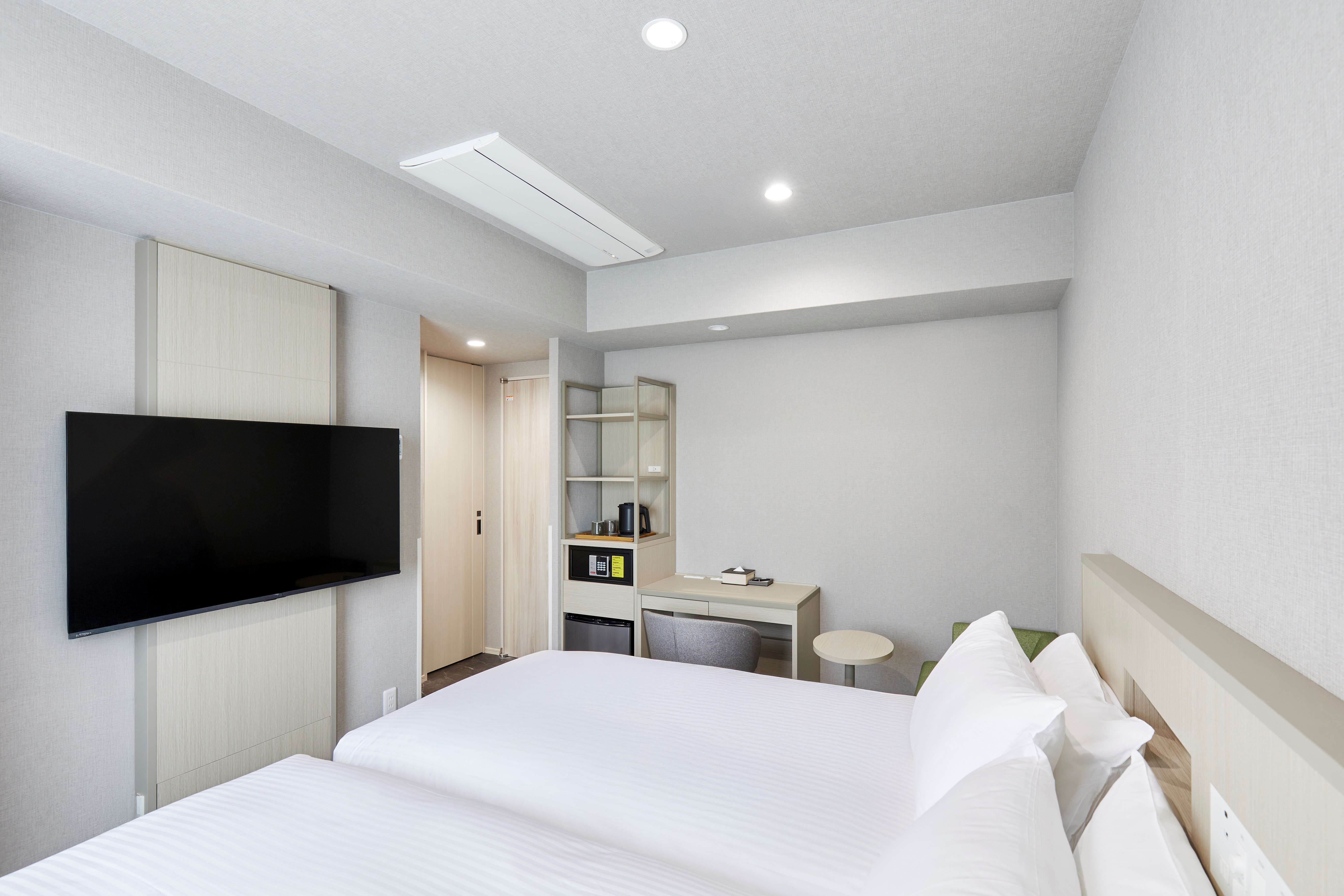 〇ハリウッドツイン