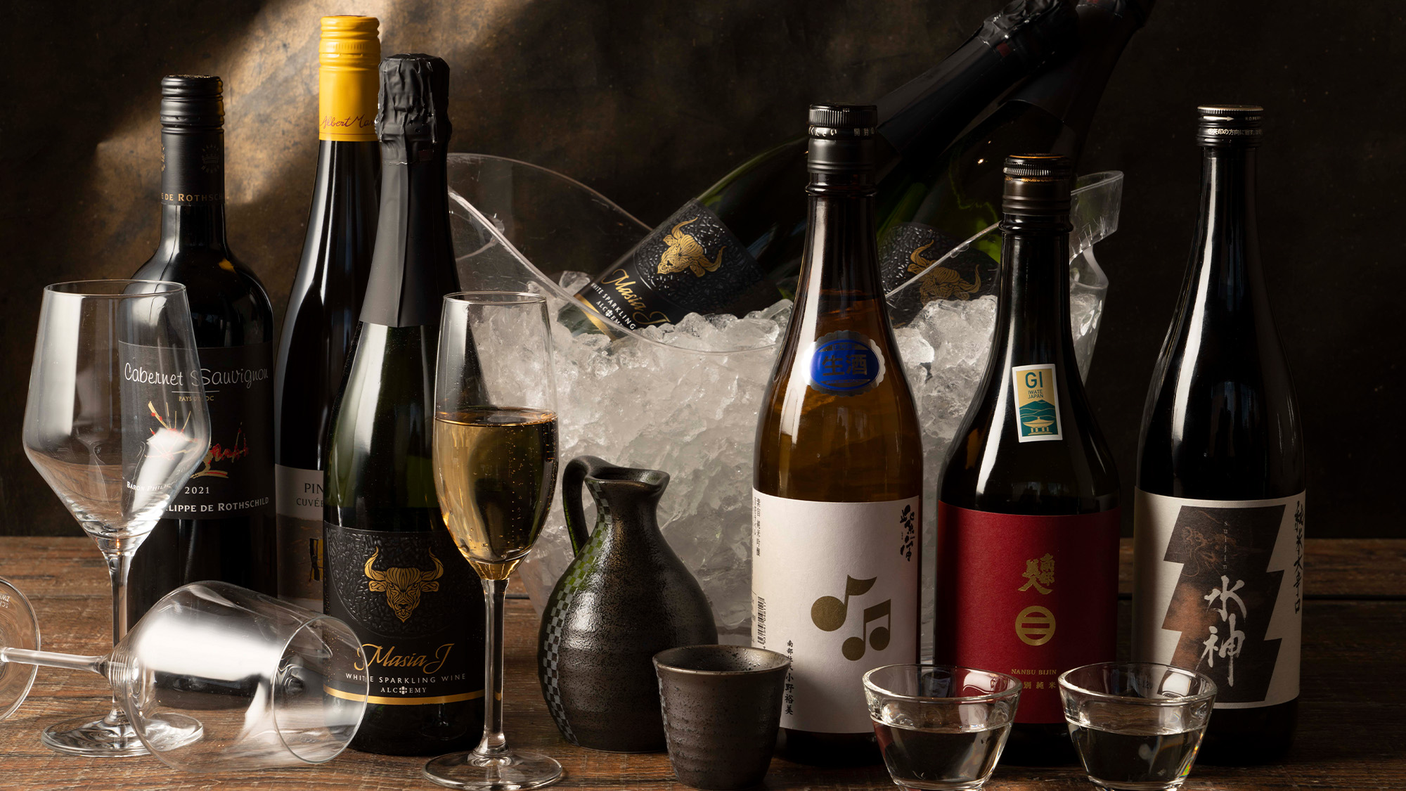 日本酒・ワインなど厳選のドリンクセレクション