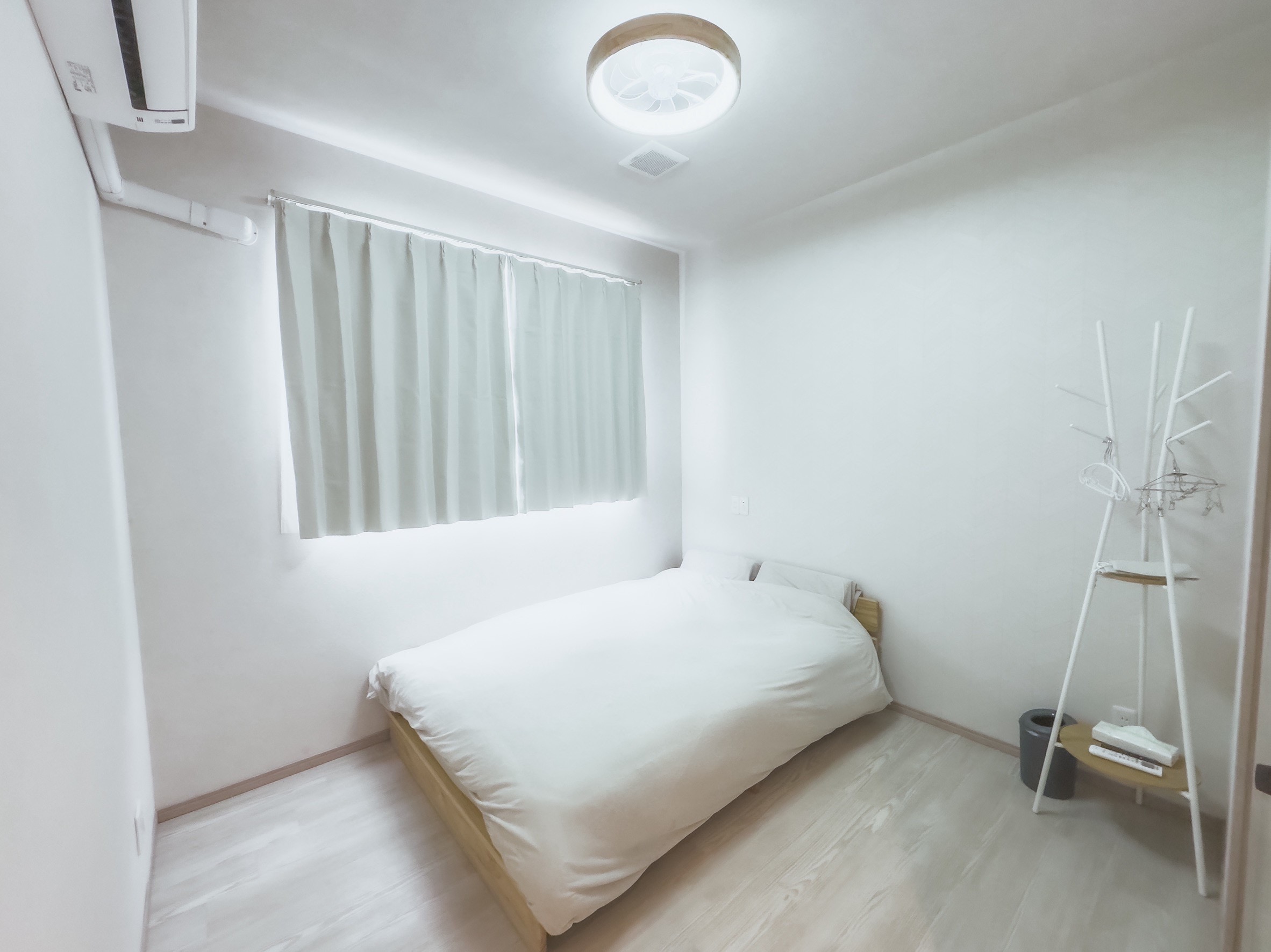 ダブルルーム２０２