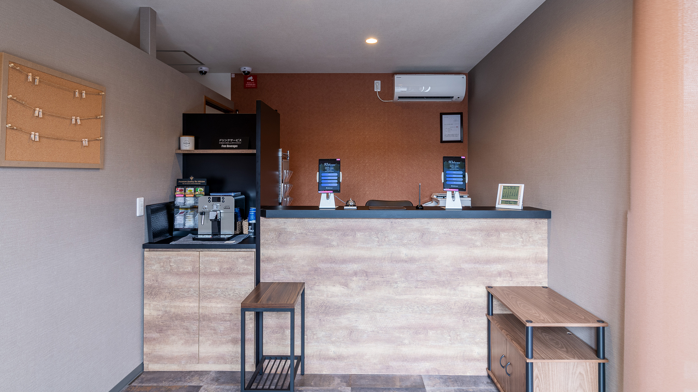 笑顔でスタッフがお出迎えいたします♪スマートチェックインを導入しておりますのでチェックイン時間を短縮できます。