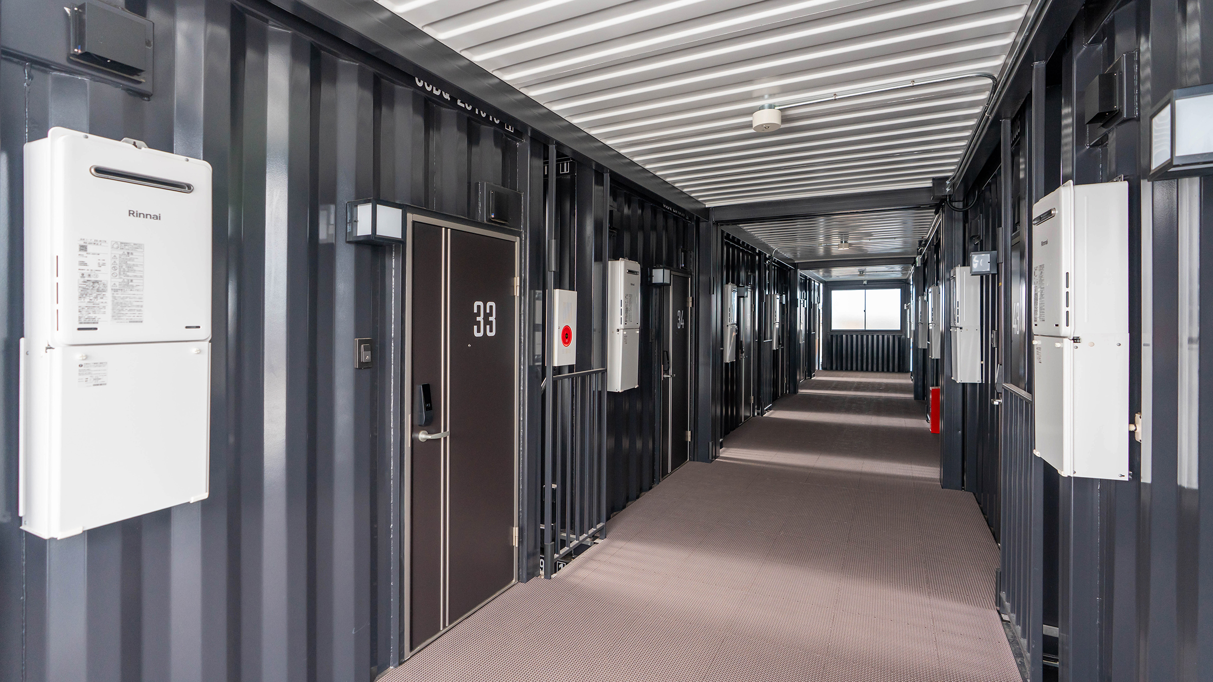 夜でも明るく安心！防犯カメラを複数設置しセキュリティ対策もバッチリ！