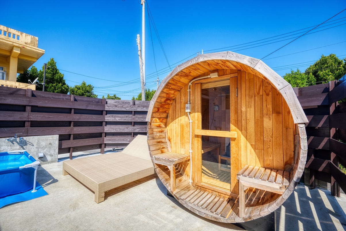 【5連泊割】「ととのう」バレルサウナ・簡易プール付き備瀬集落古民家ラグジュアリーヴィラ＜素泊り＞