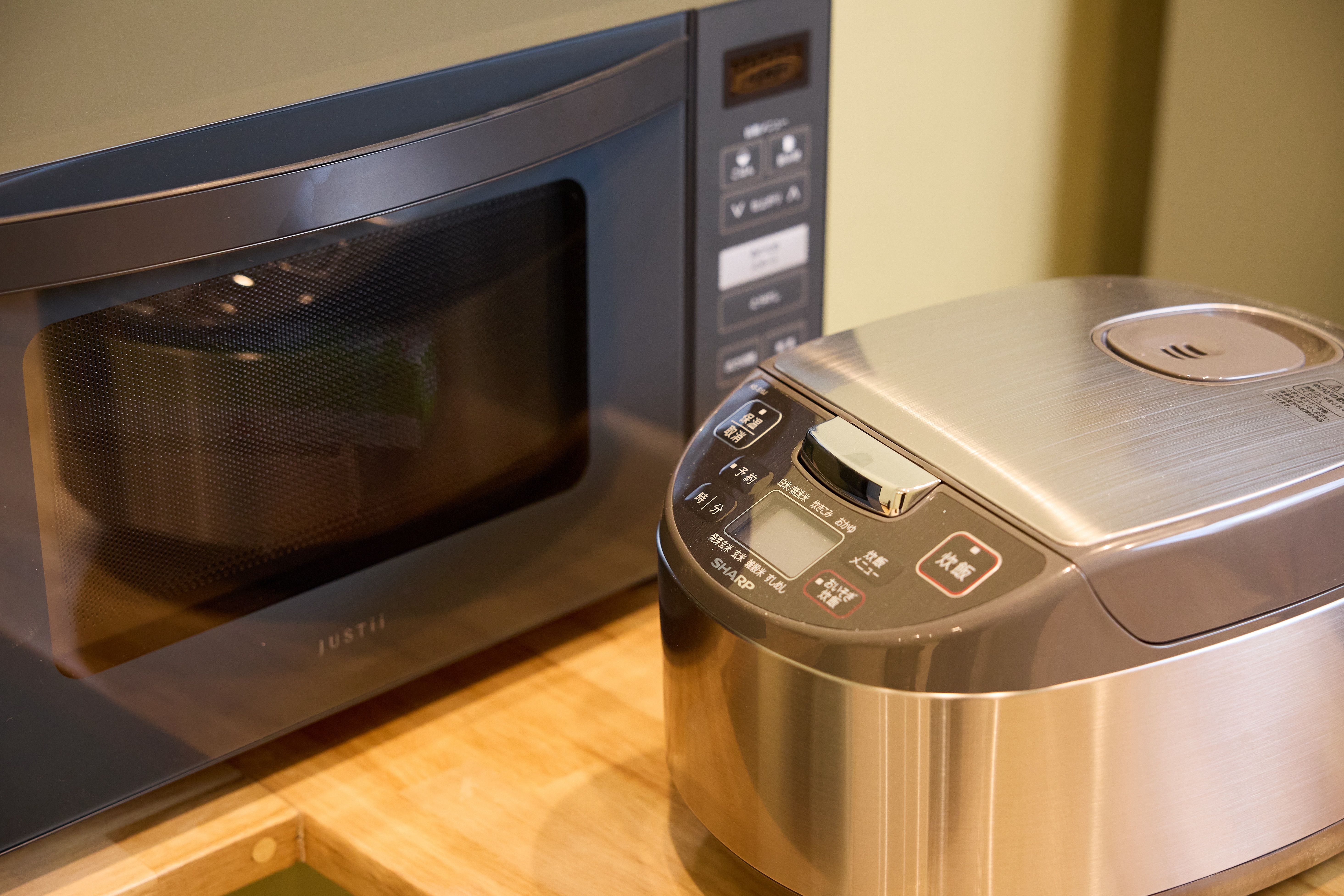 電子レンジ・炊飯器