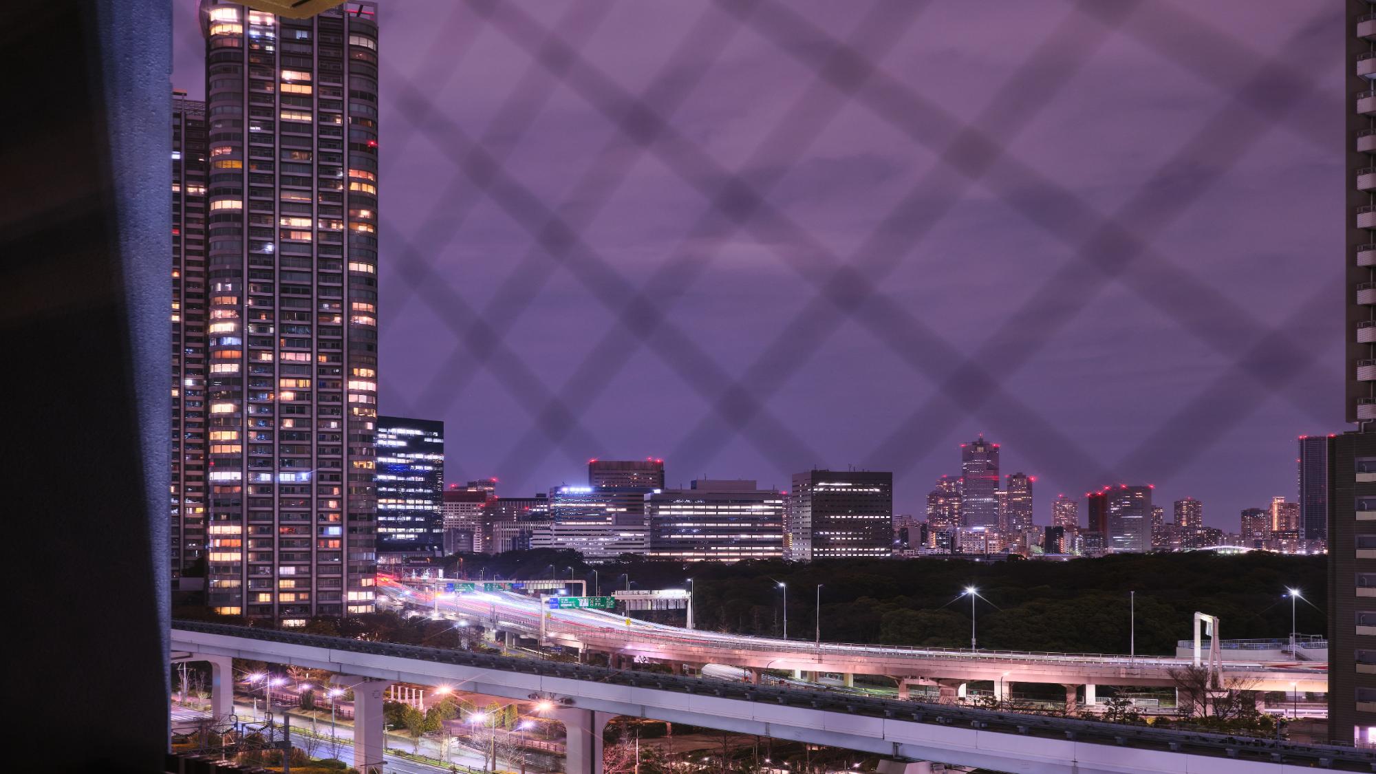 スーペリアファミリールームからの眺望※客室・階層によって列車の見え方や見える列車の種類が異なります