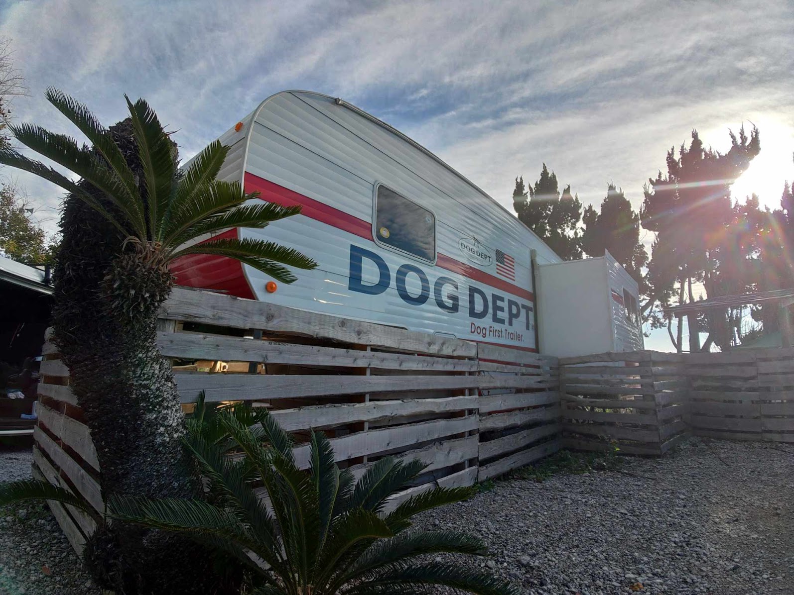 レトロ　ロング外観