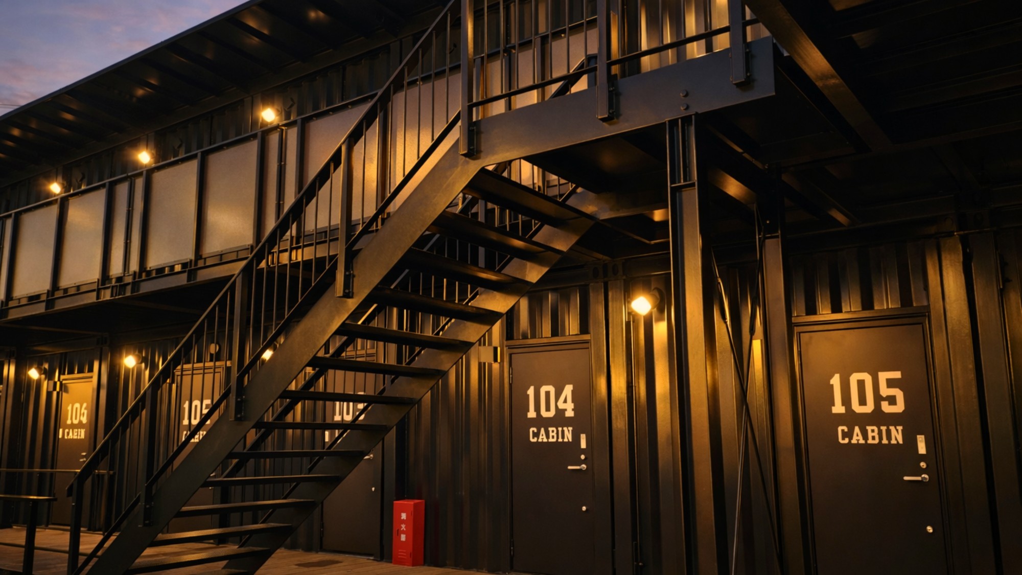 外観／2026年2月NEW OPEN！コンテナが立ち並ぶ、まるで&ldquo;大人の秘密基地&rdquo;。