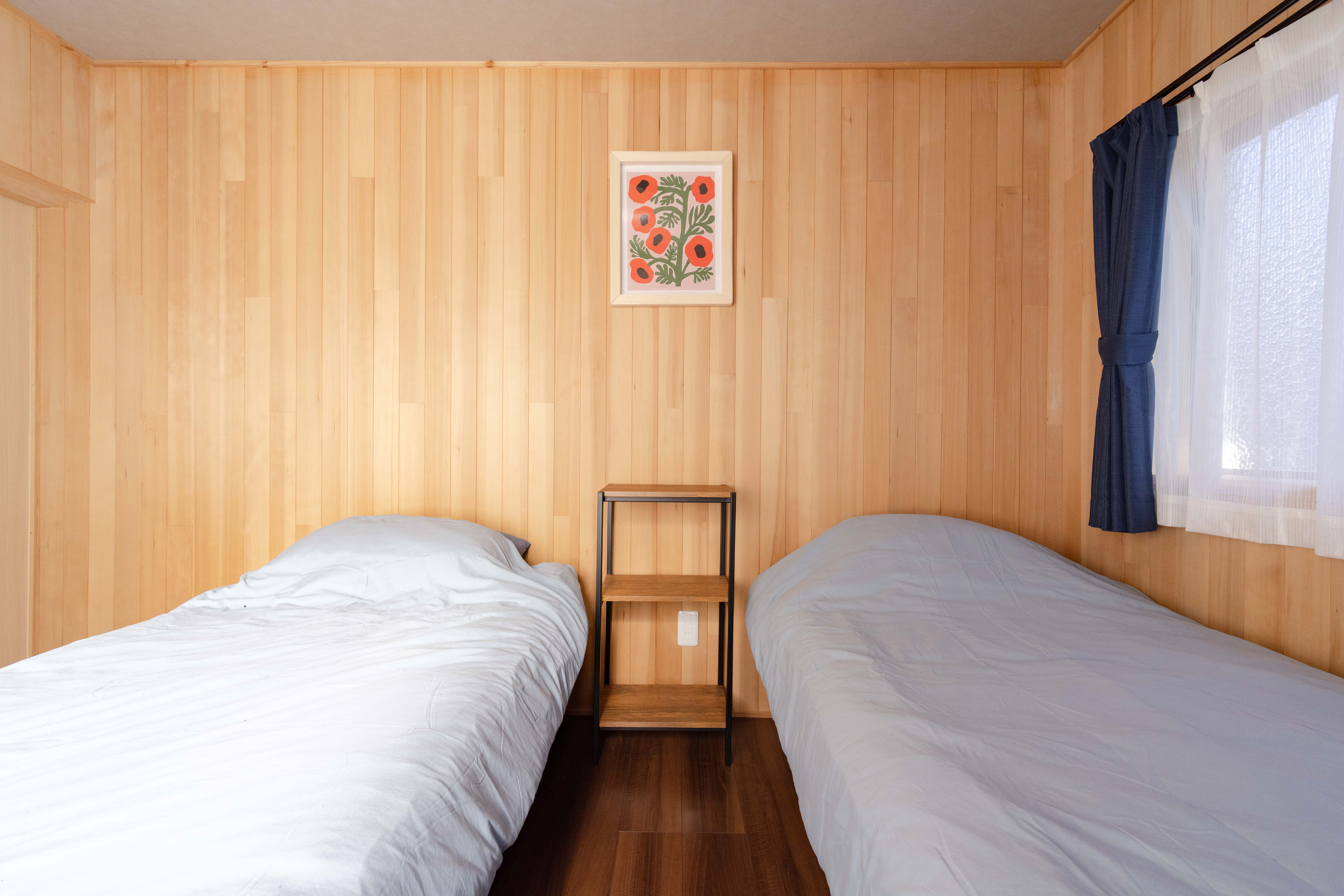 シングルベットx2 の二人部屋（※ペット同室不可）