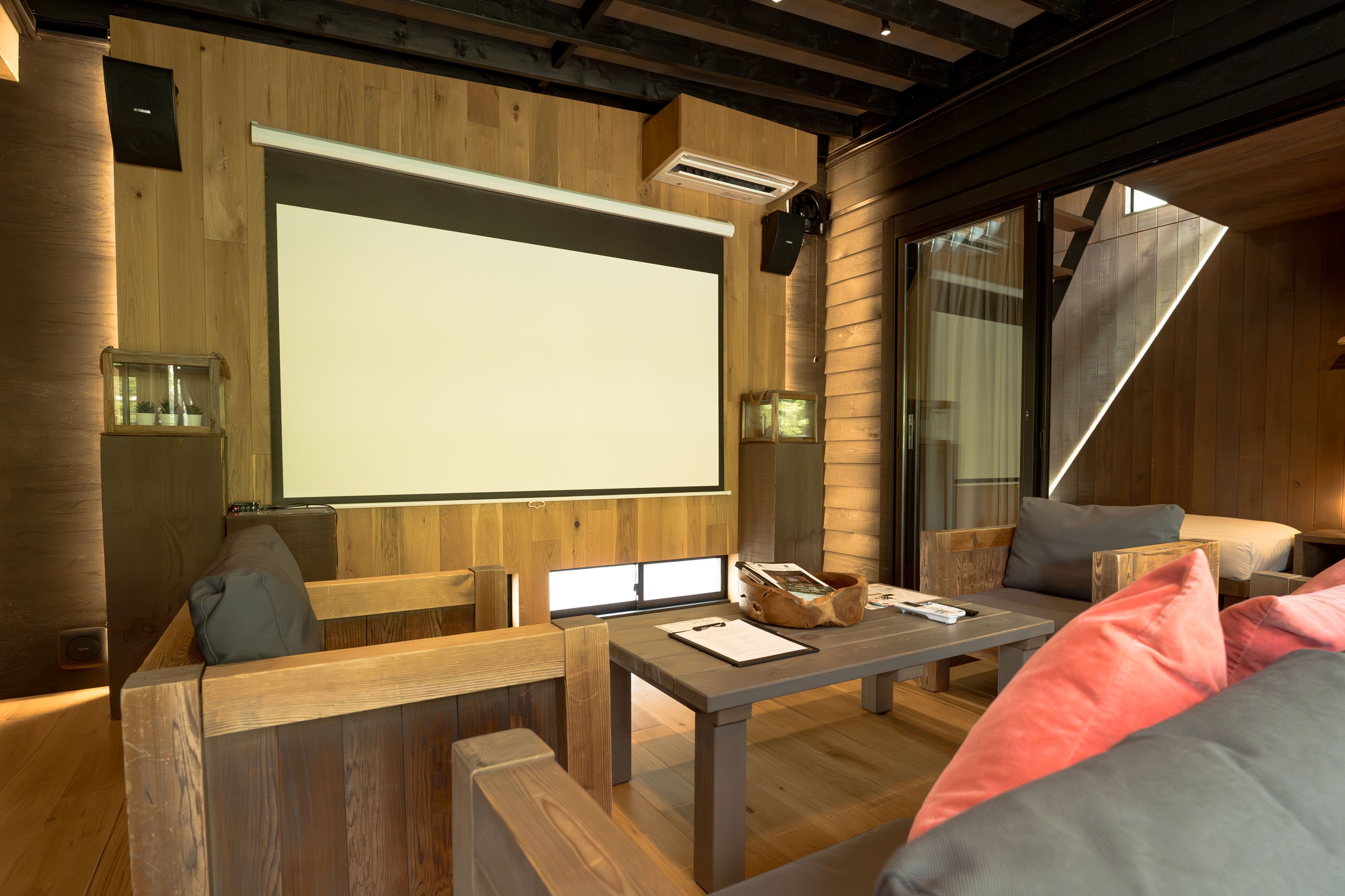 【素泊／源泉かけ流し温泉付き】プライベートハウス滞在プラン（HOUSE）