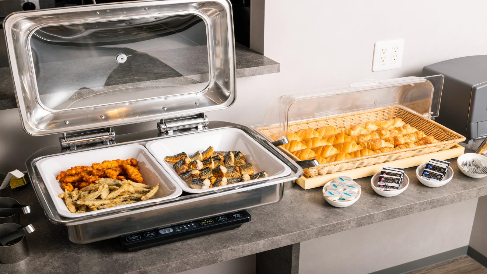 無料朝食ビュッフェ