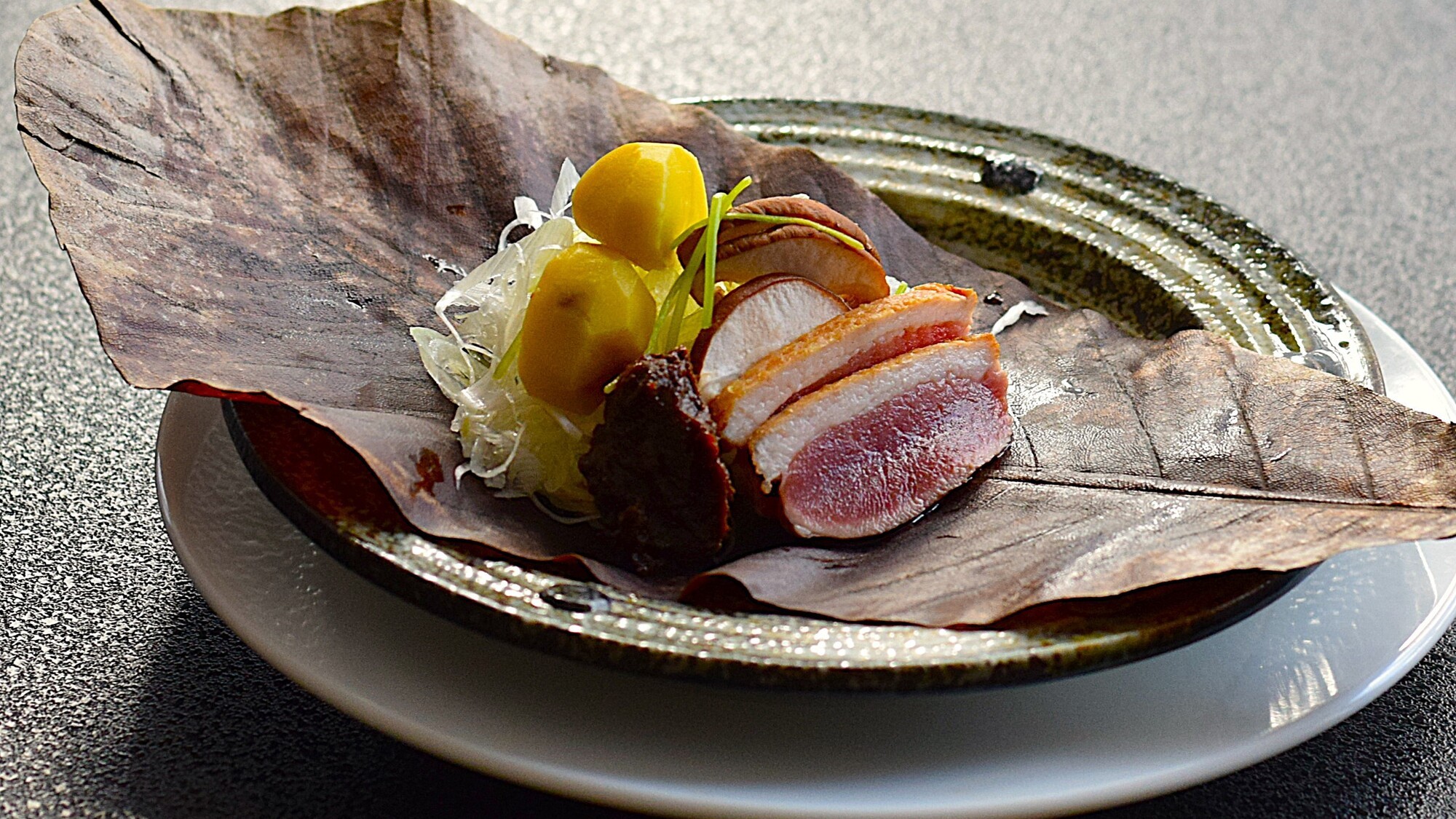 2024年冬会席合鴨朴葉焼き