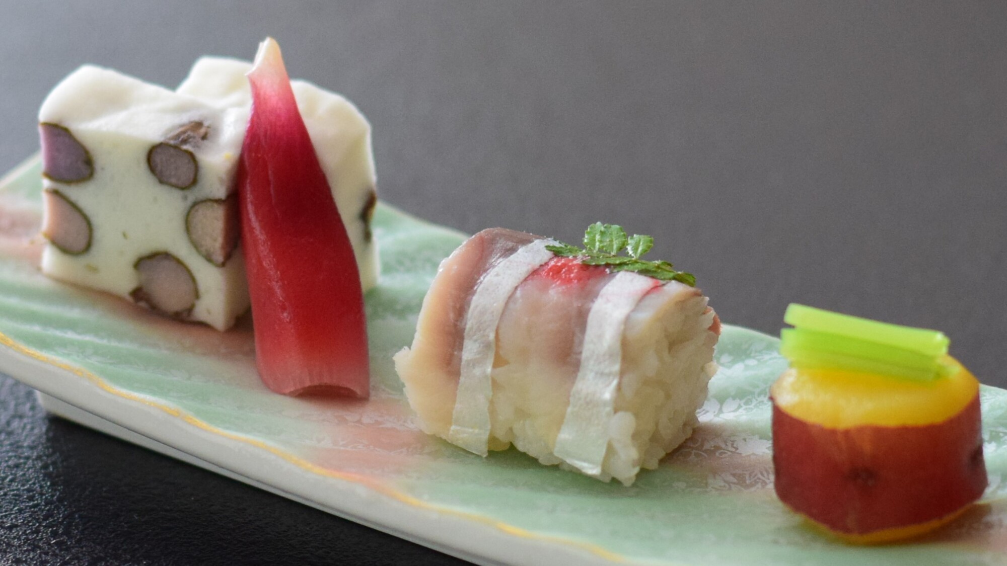 大山どりつくし会席　前菜