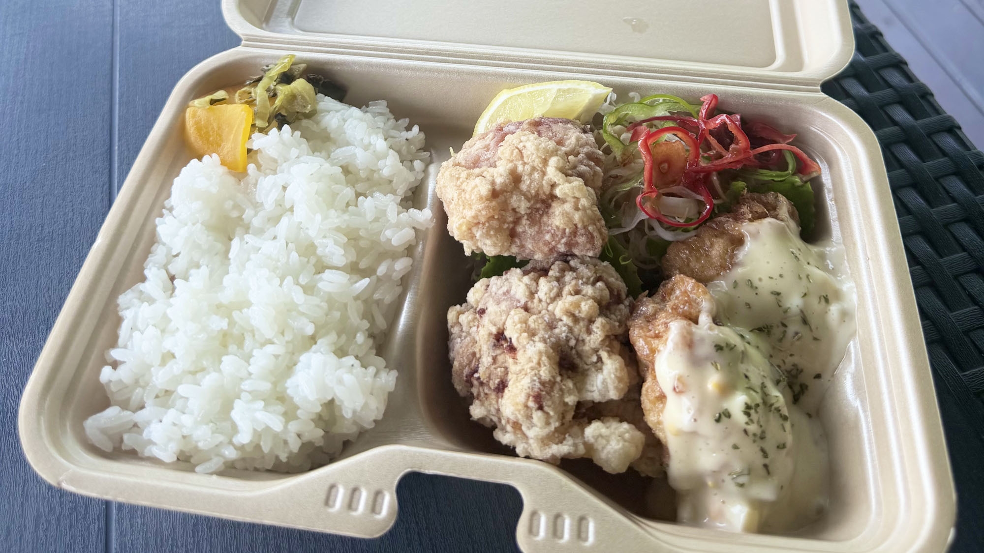 夕食はSwellカフェおすすめお弁当付★【夕食のみ】