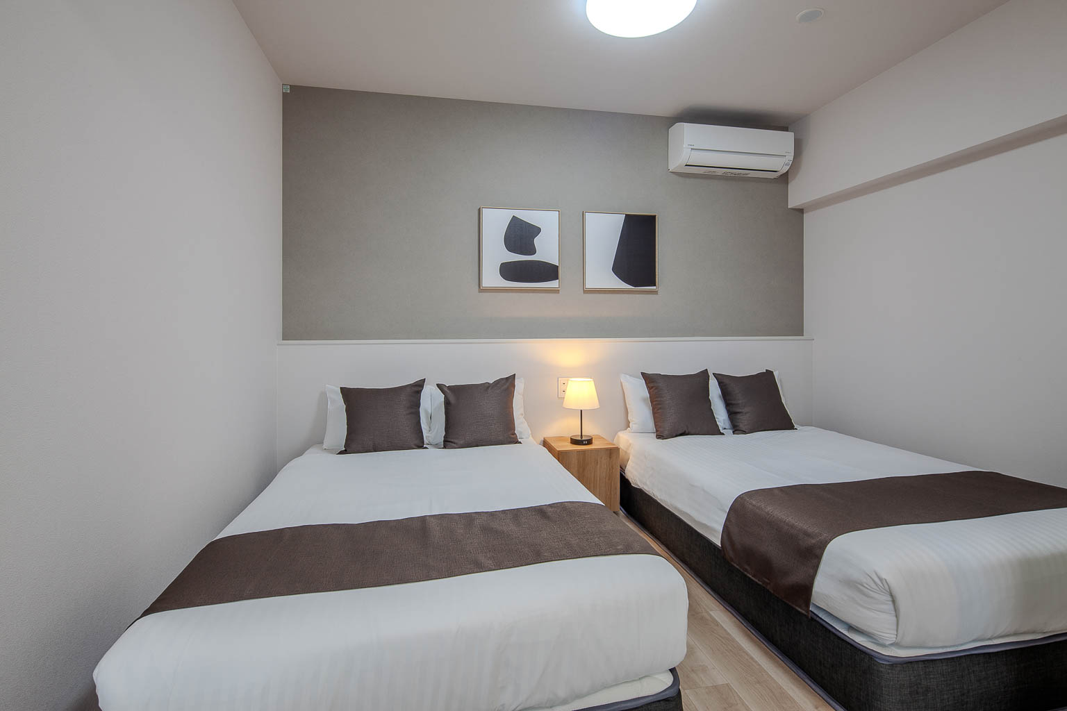 802・902・1002・1102・1202号室（同タイプ）  