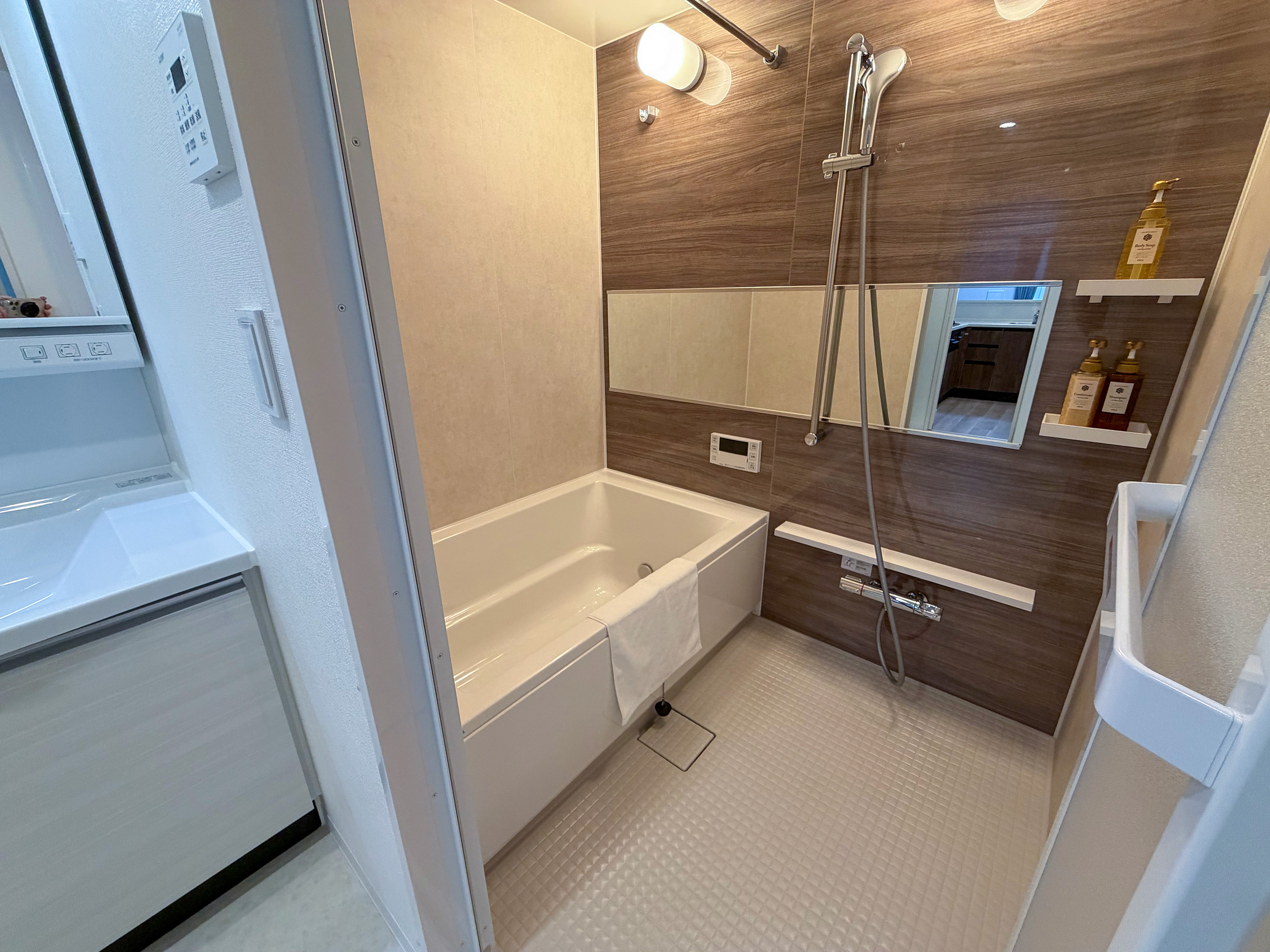 802・902・1002・1102・1202号室（同タイプ）  