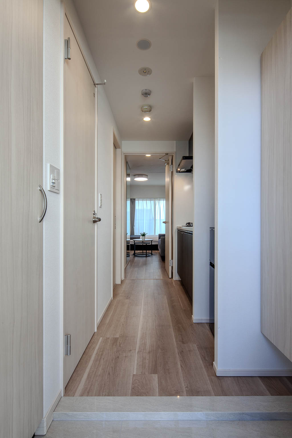 203・303・403・503・603・703号室（同タイプ）