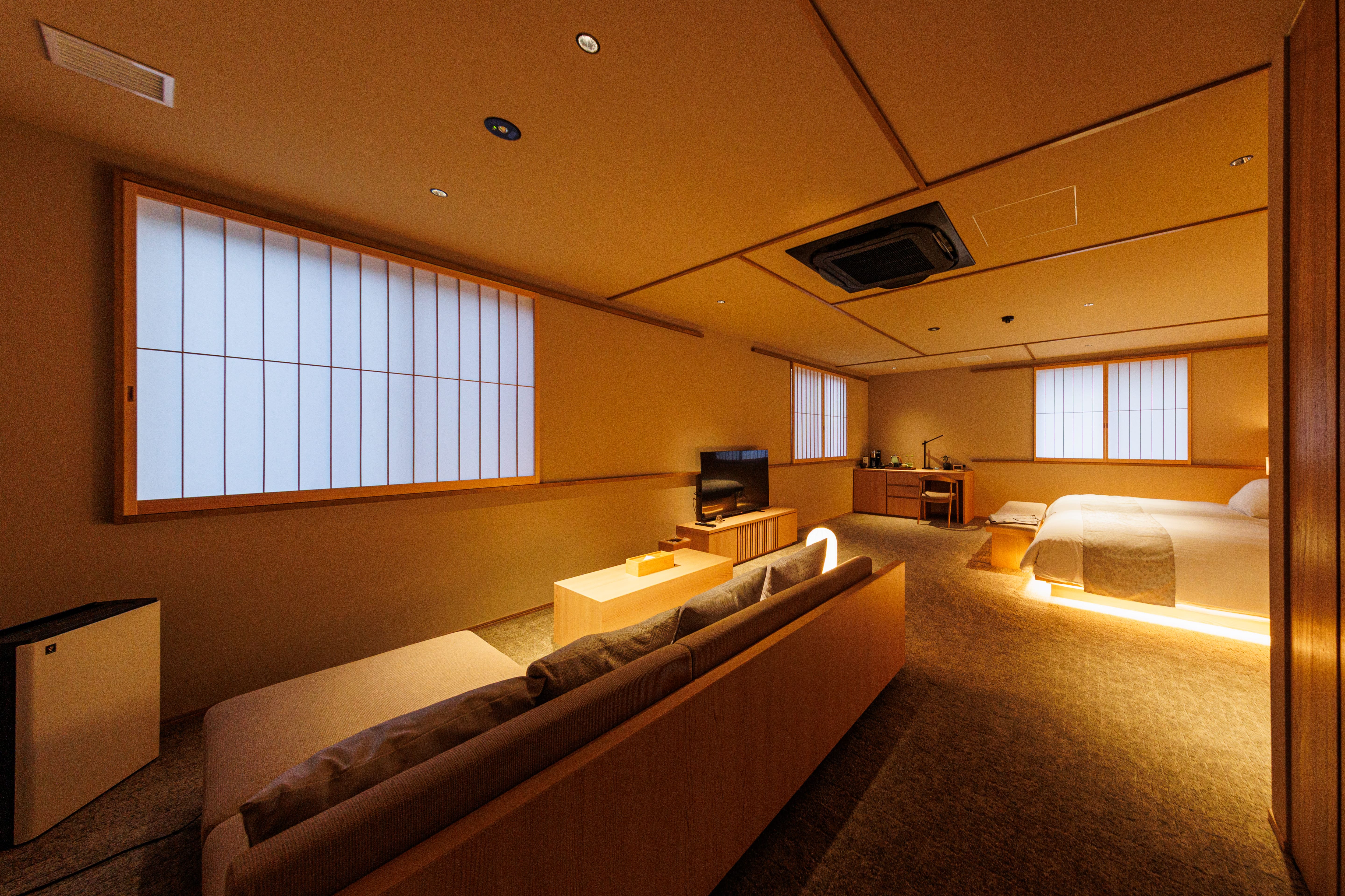 ラグジュアリーツイン　　　　春日の森フロントビュー③